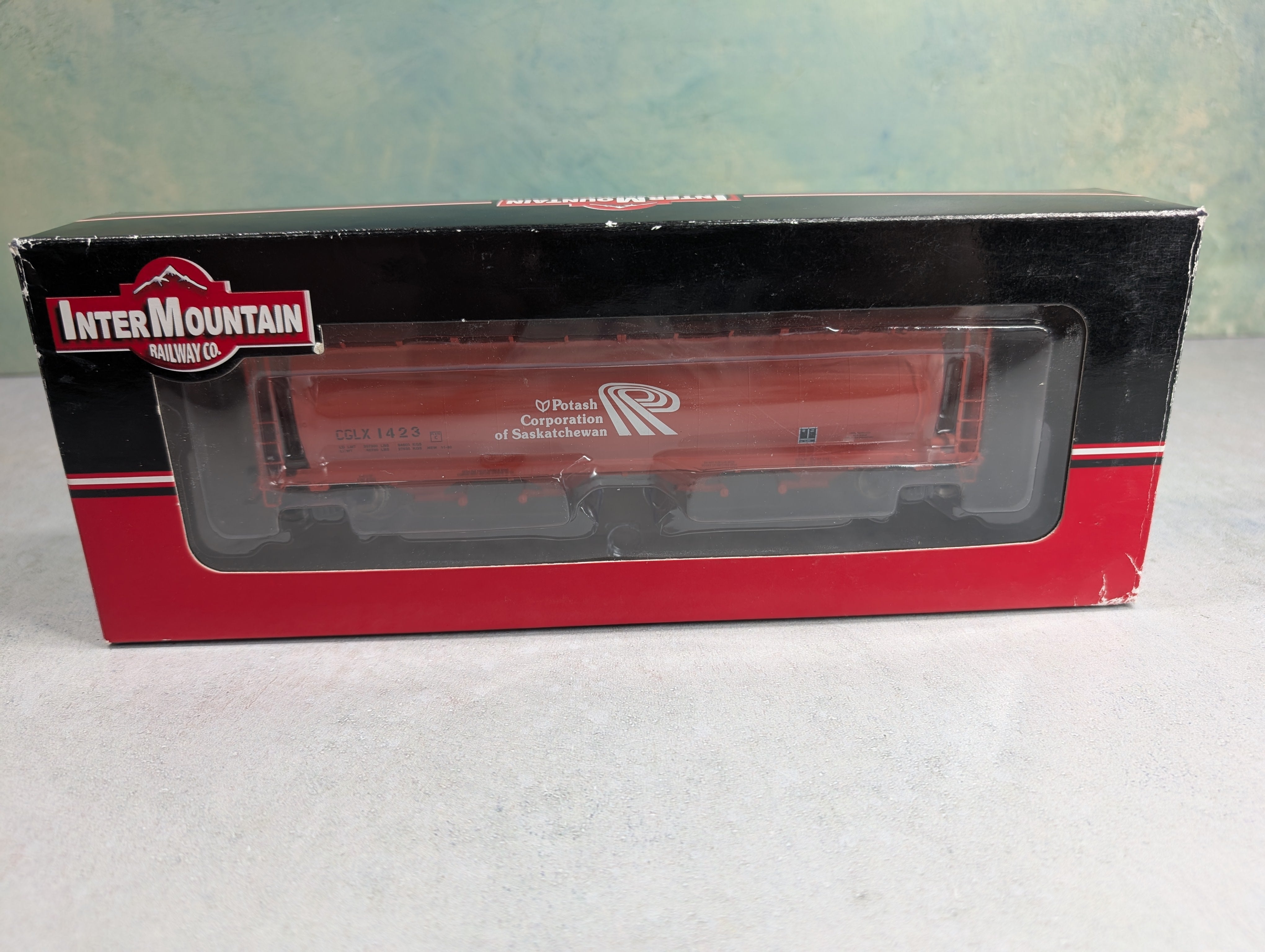 Intermountain 45201-28 HO Scale Cylindrical Covered Hopper Potash Corp CGLX #1423