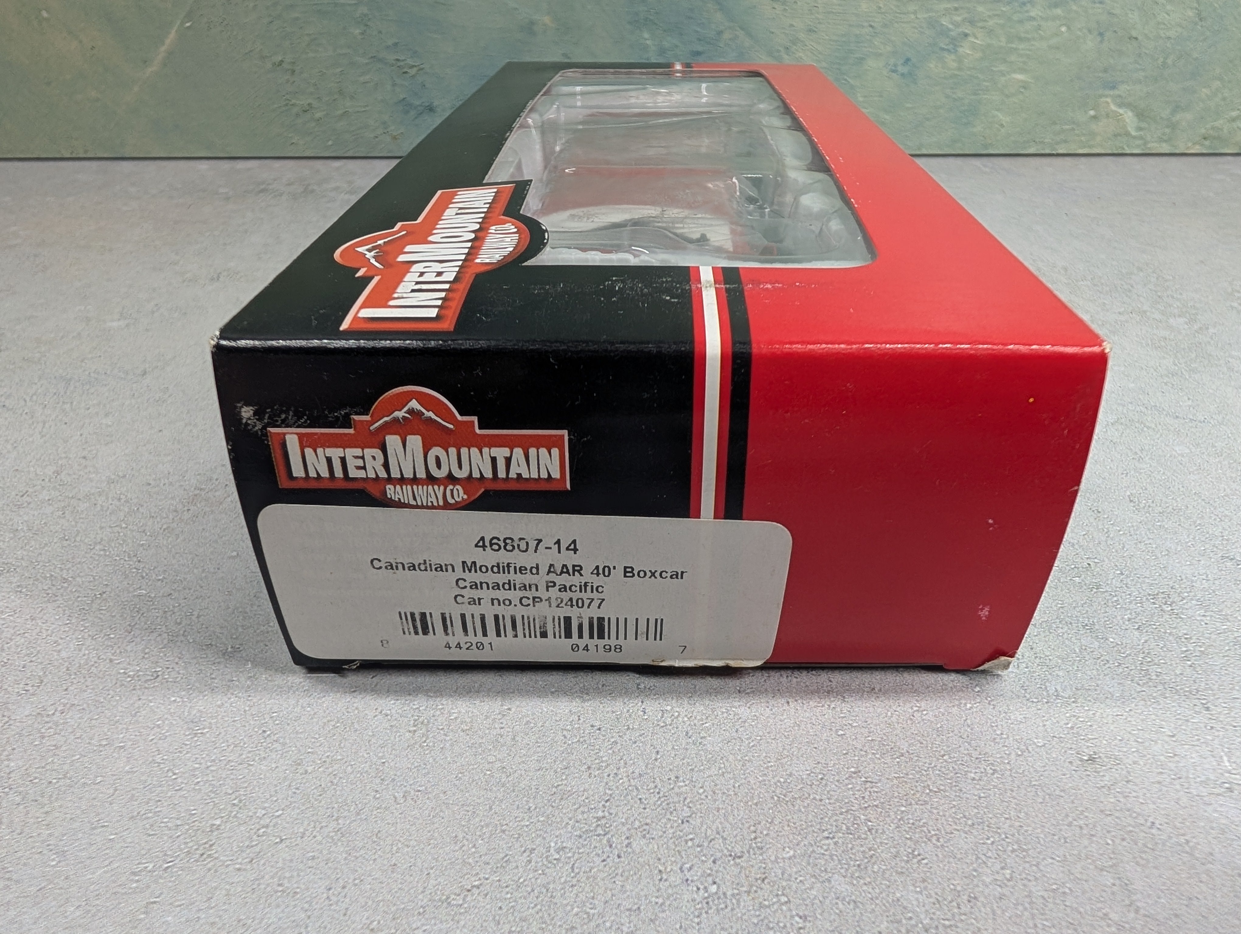 Intermountain 46807-14 HO Scale Canadian Mod AAR 40' Box Car Canadian Pacific CP #124077