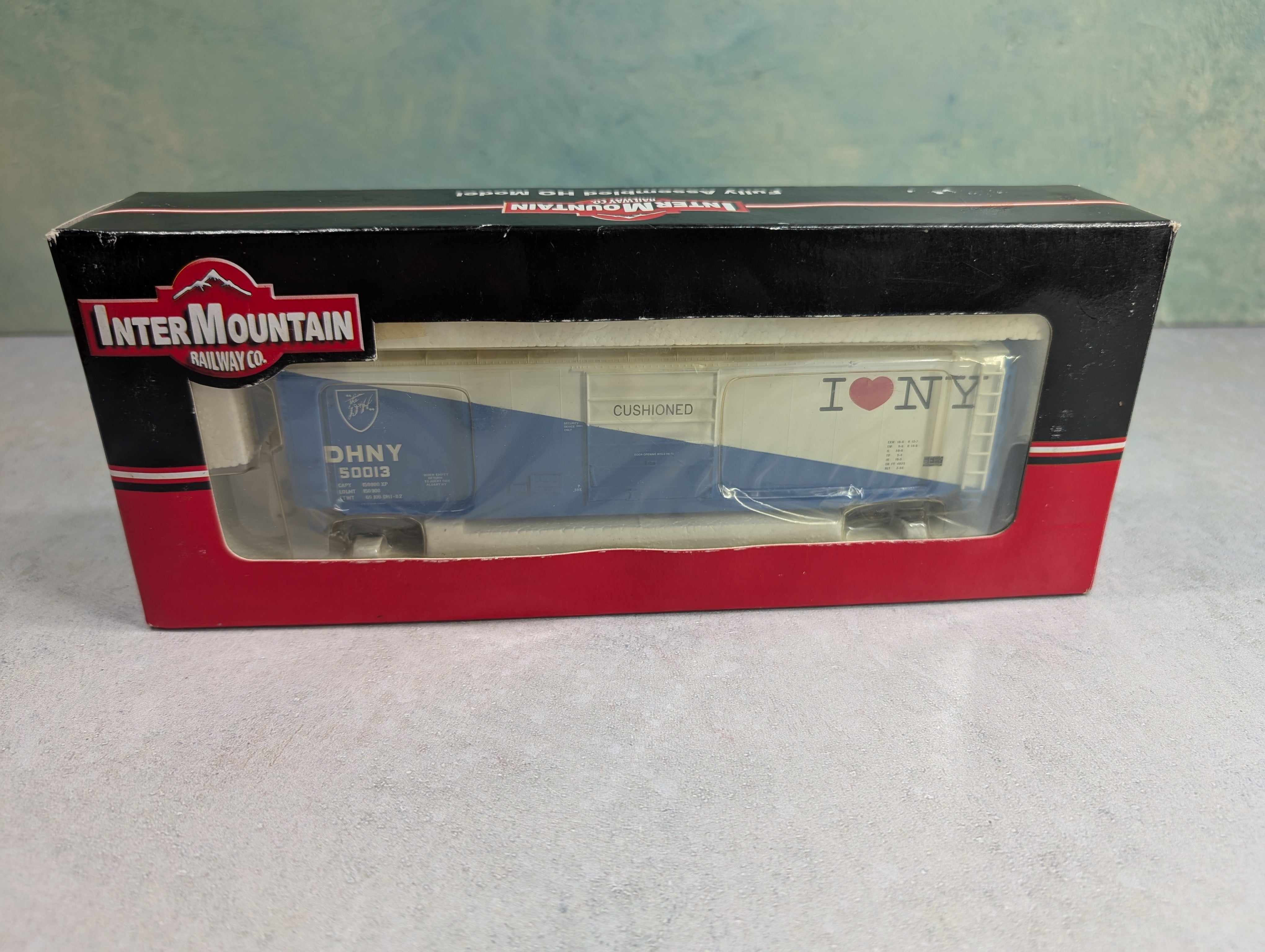 Intermountain 45922-08 HO Scale 50' PS-1 SD Box Car Delaware and Hudson DHNY #50013