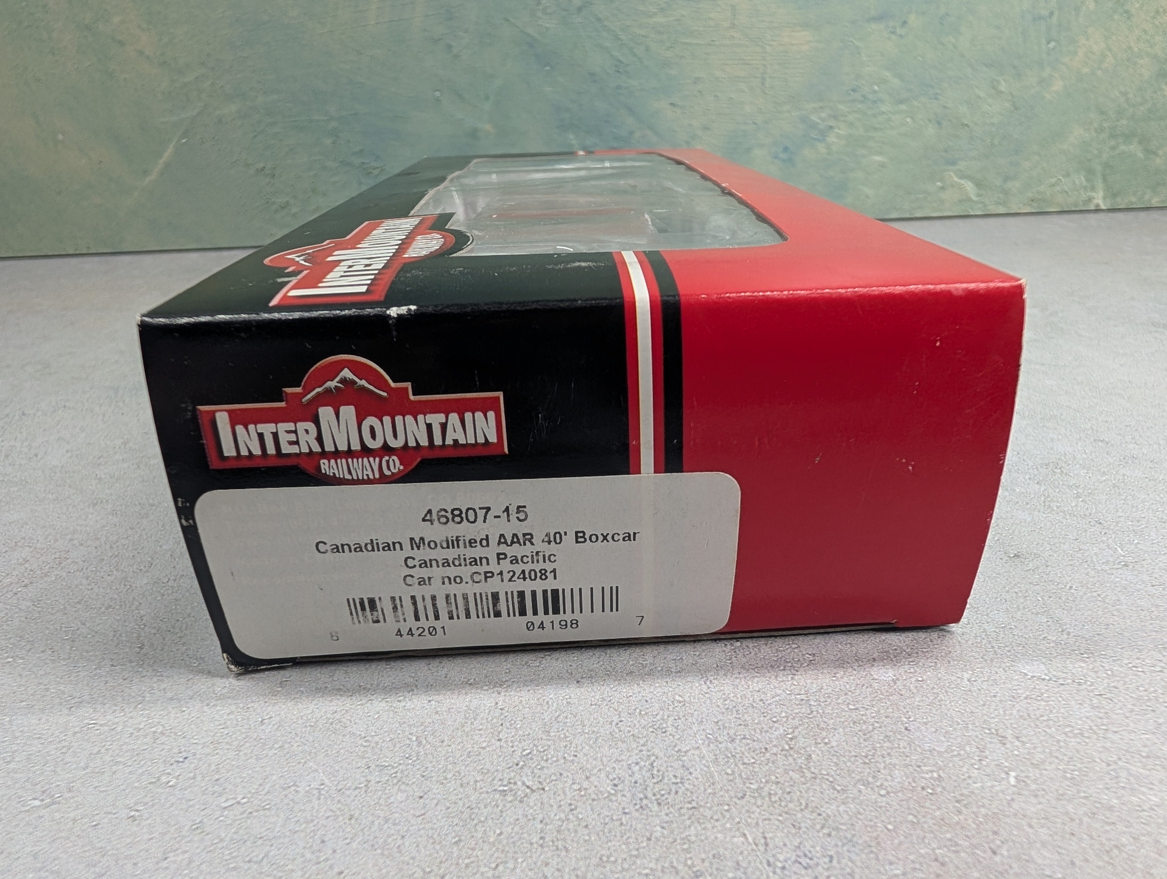 Intermountain 46807-15 HO Scale Canadian Mod AAR 40' Box Car Canadian Pacific CP #124081