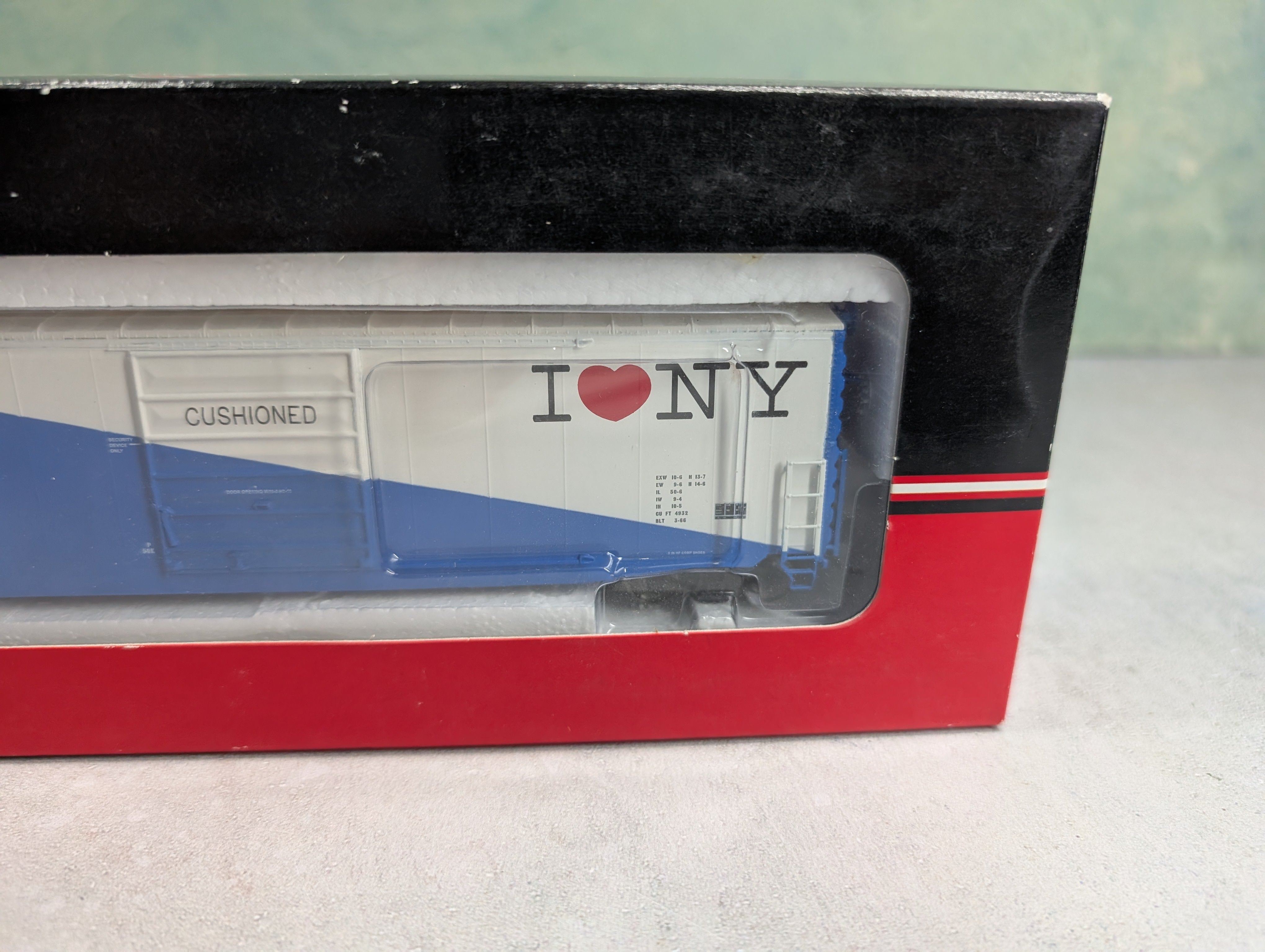 Intermountain 45922-03 HO Scale 50' PS-1 SD Box Car Delaware and Hudson DHNY #50015