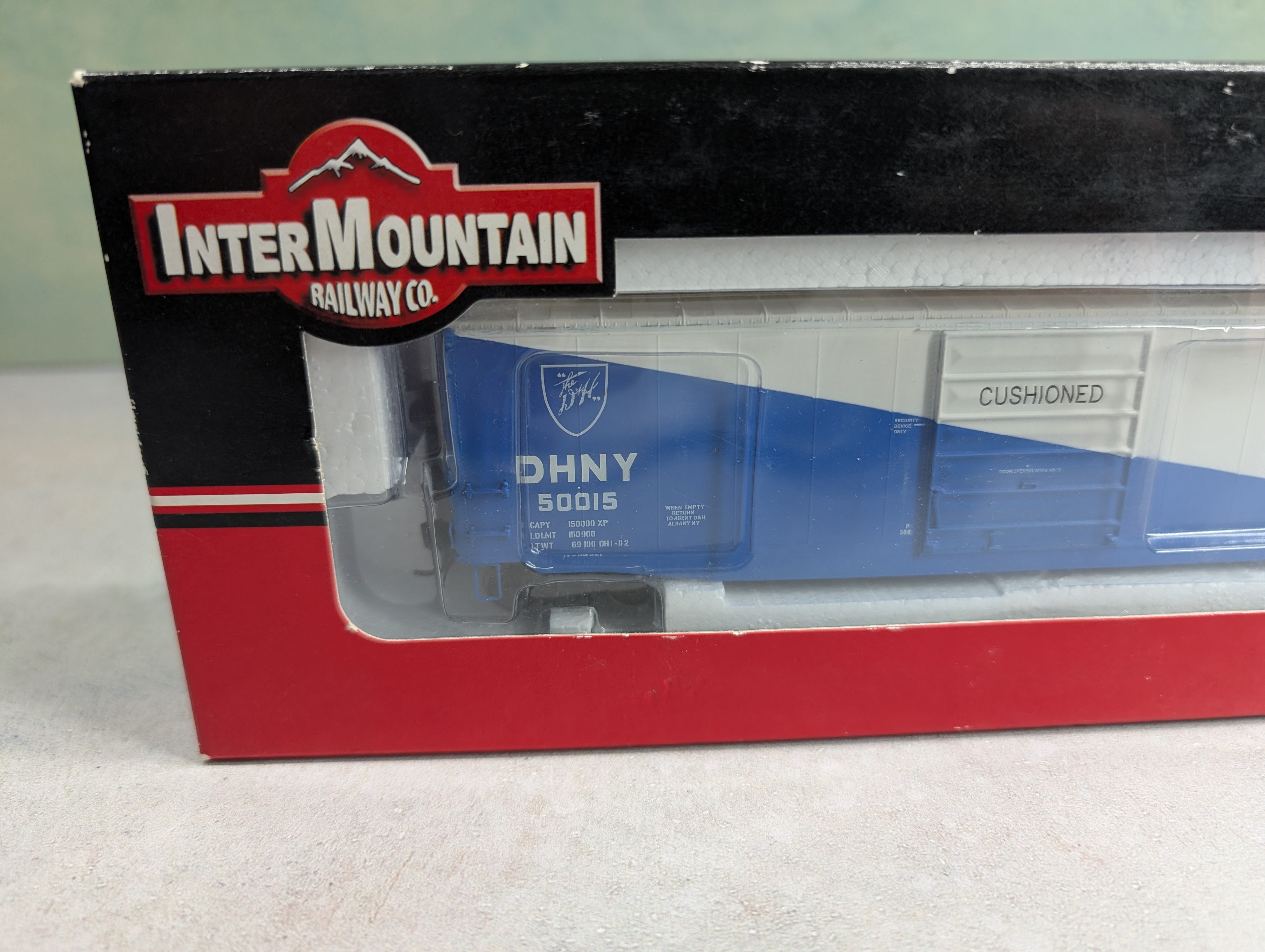 Intermountain 45922-03 HO Scale 50' PS-1 SD Box Car Delaware and Hudson DHNY #50015