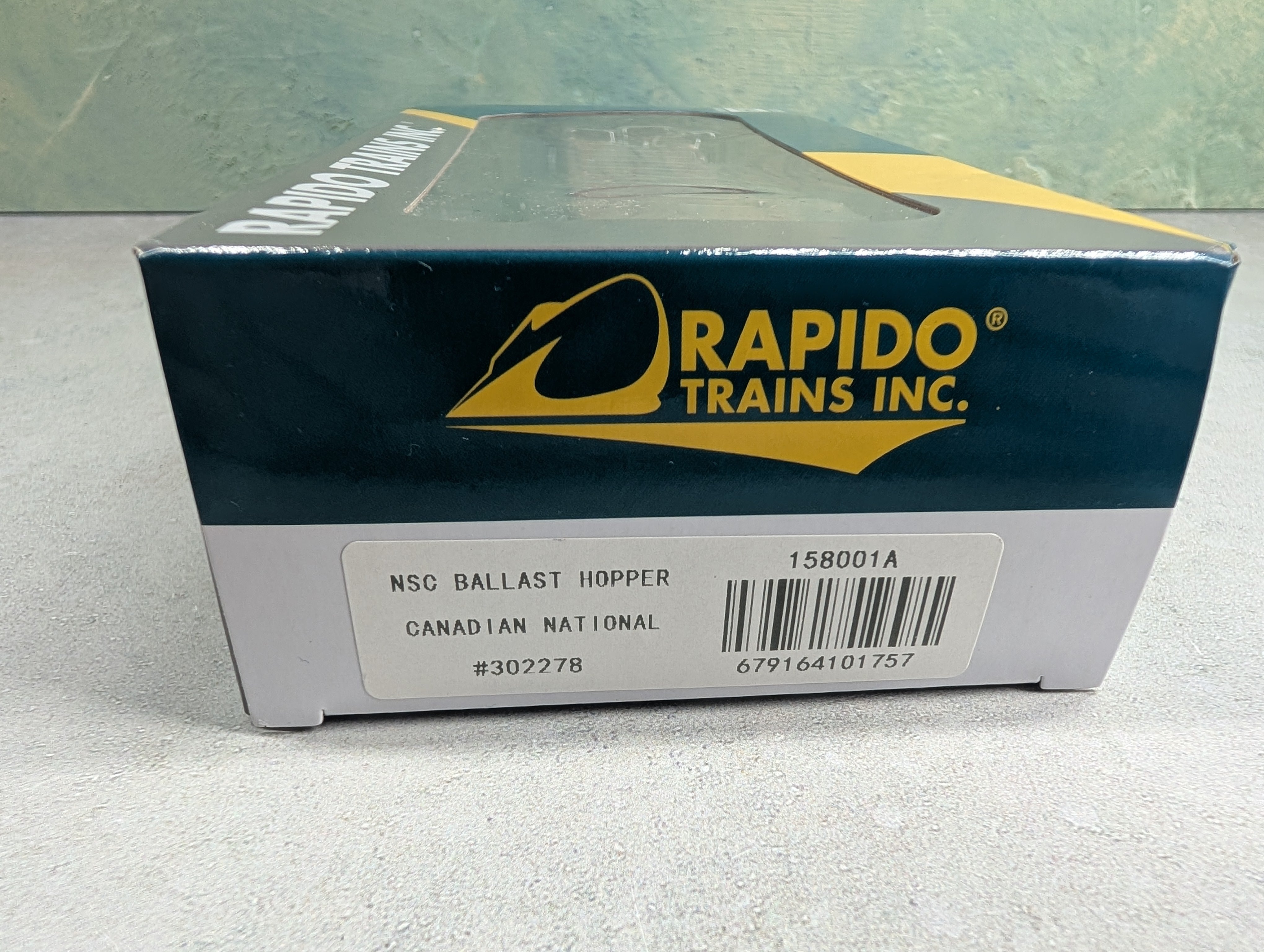 Rapido 158001A HO Scale NSC Ballast Hopper Canadian National CN #302278