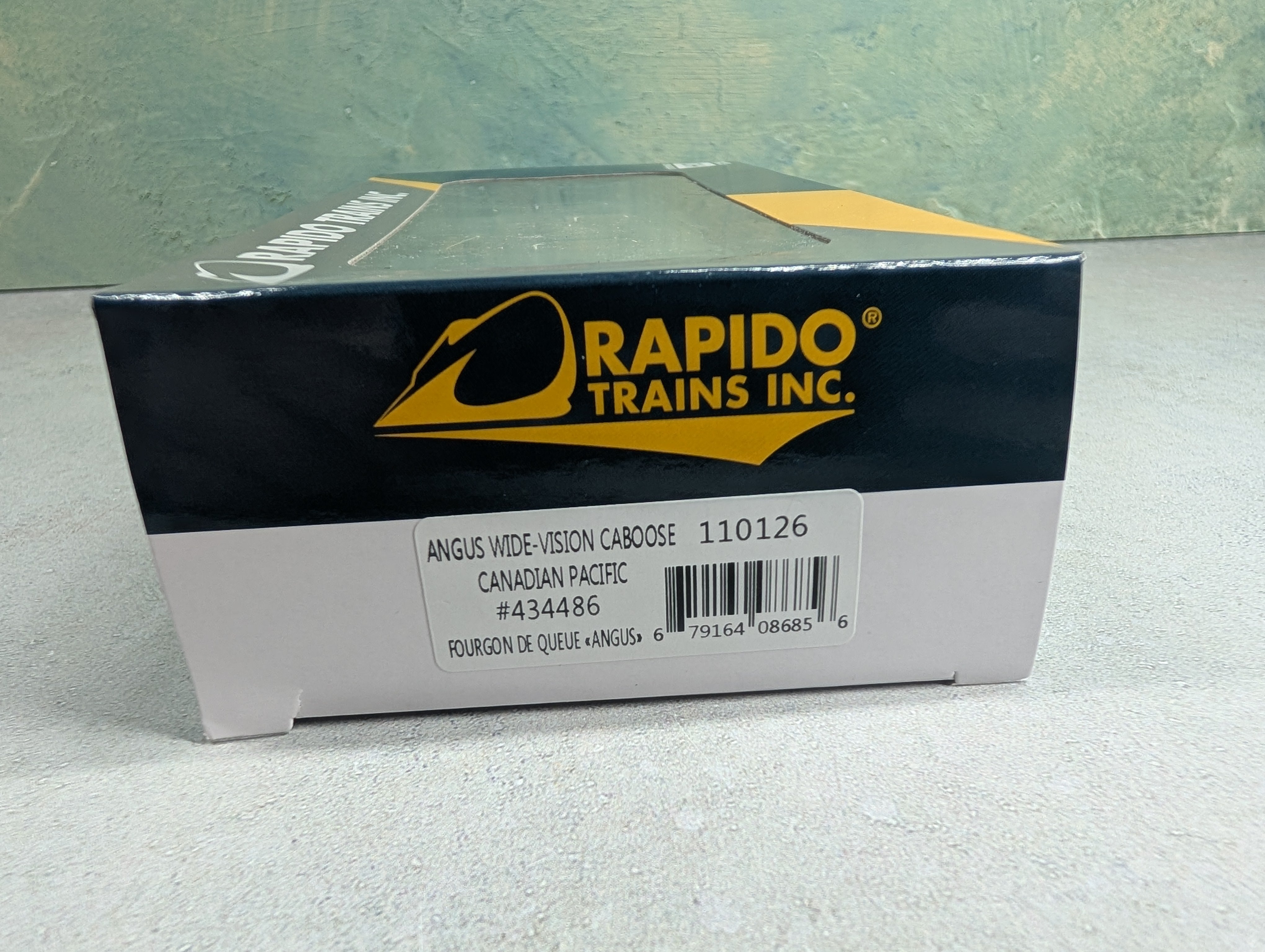 Rapido 110126 HO Scale Angus Wide-Vision Caboose Canadian Pacific CP #434486