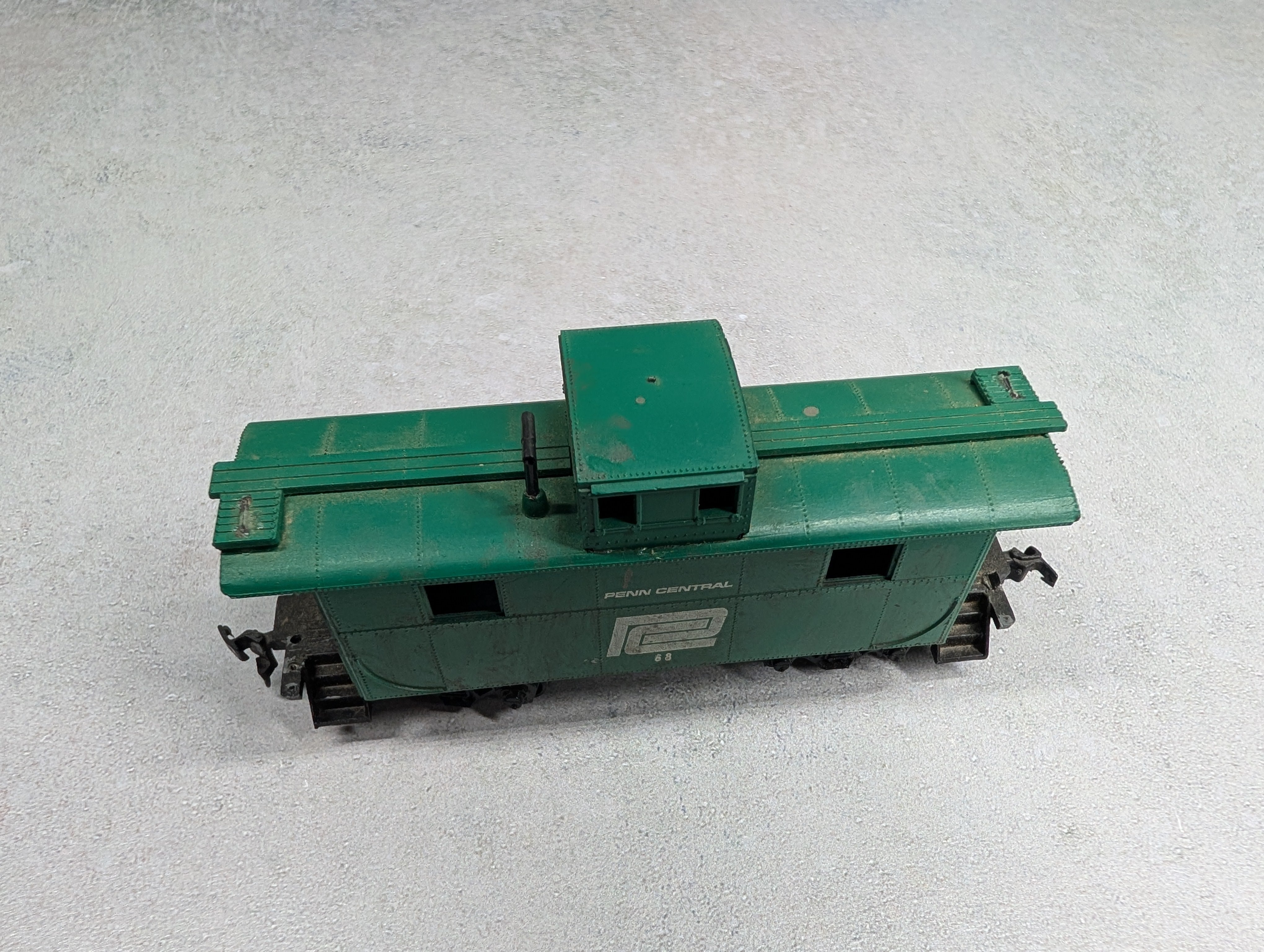 USED HO Scale Caboose Penn Central