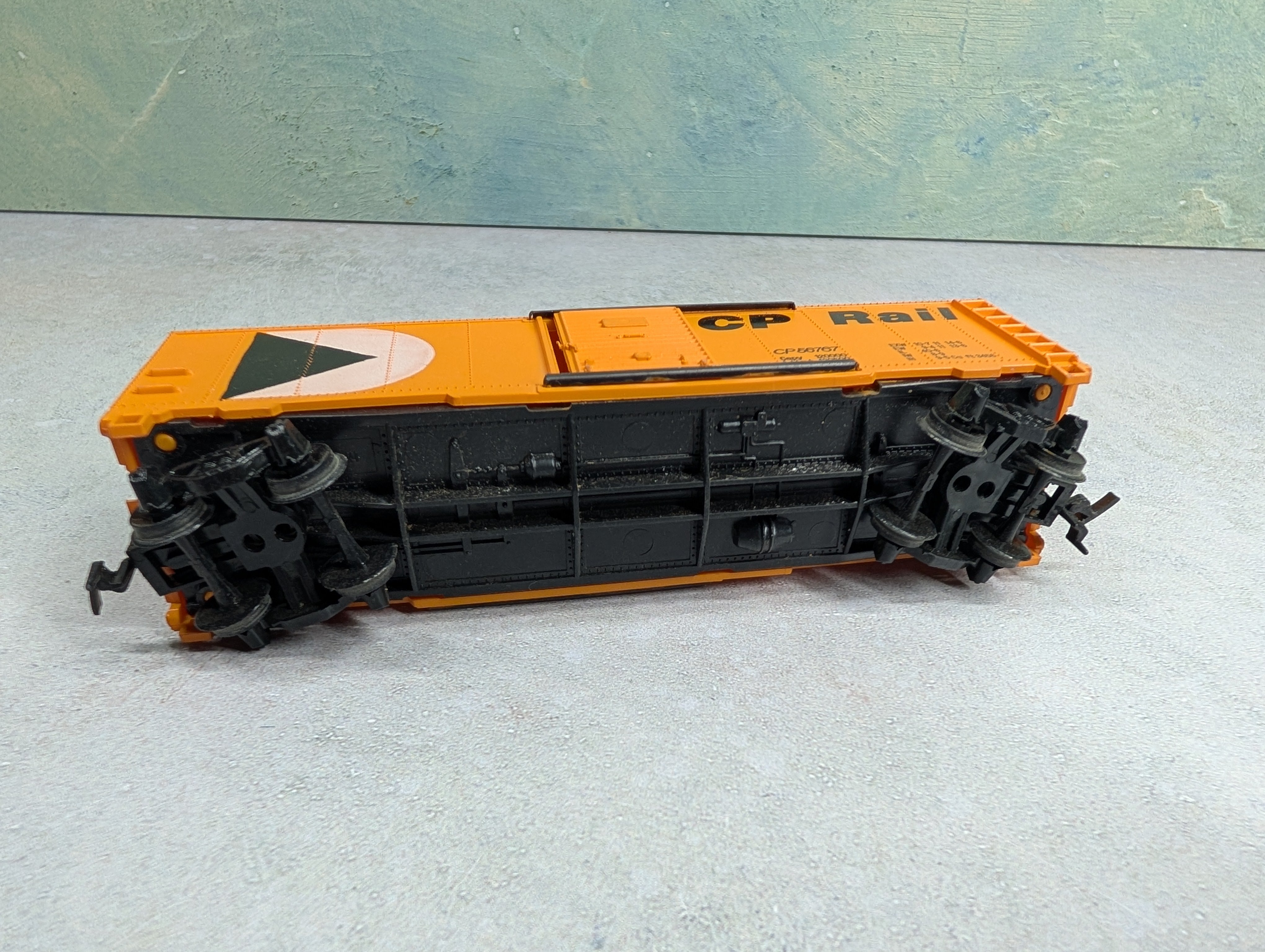 USED Tyco #5-8400 HO Scale 40' Box Car Canadian Pacific CP #56767