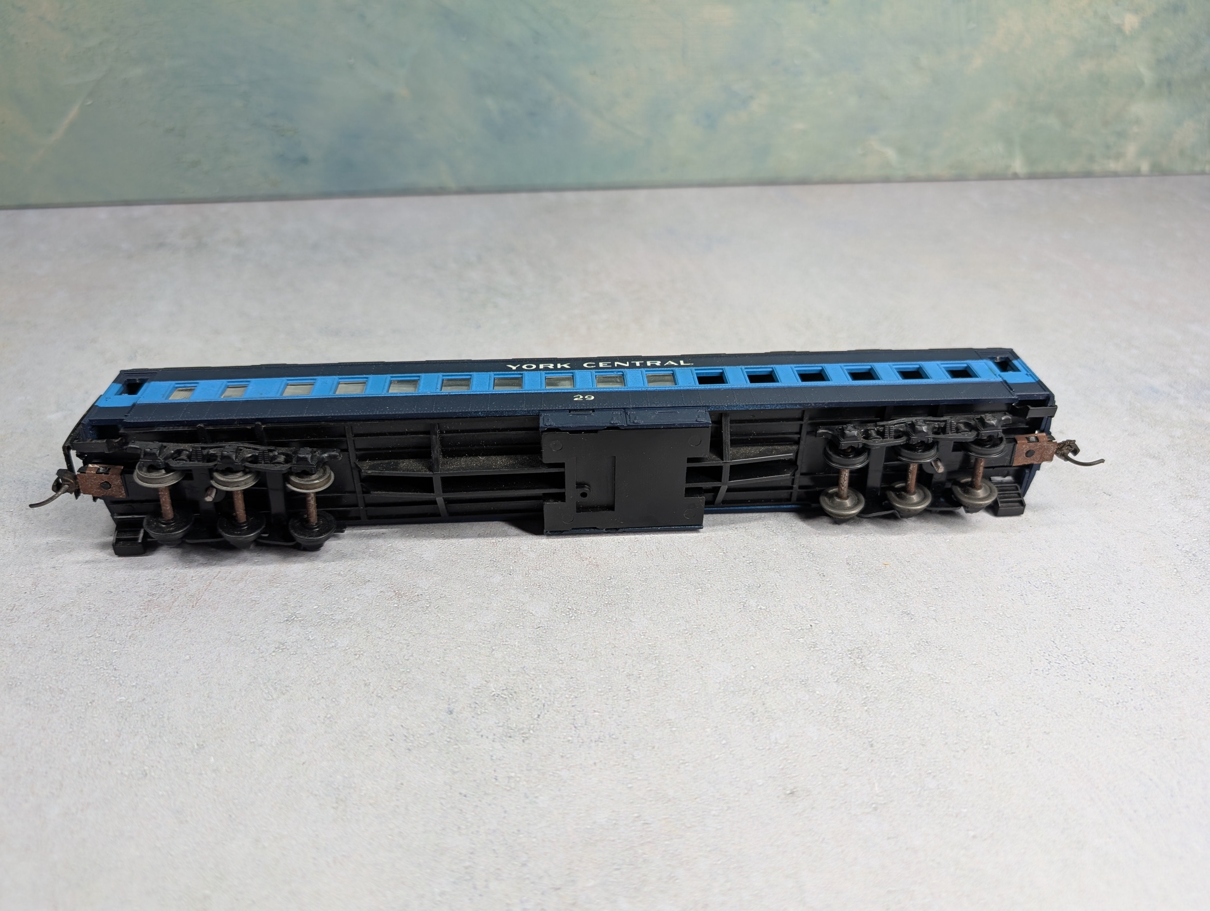 USED Athearn HO Scale Passenger Car York Central #29 Decal