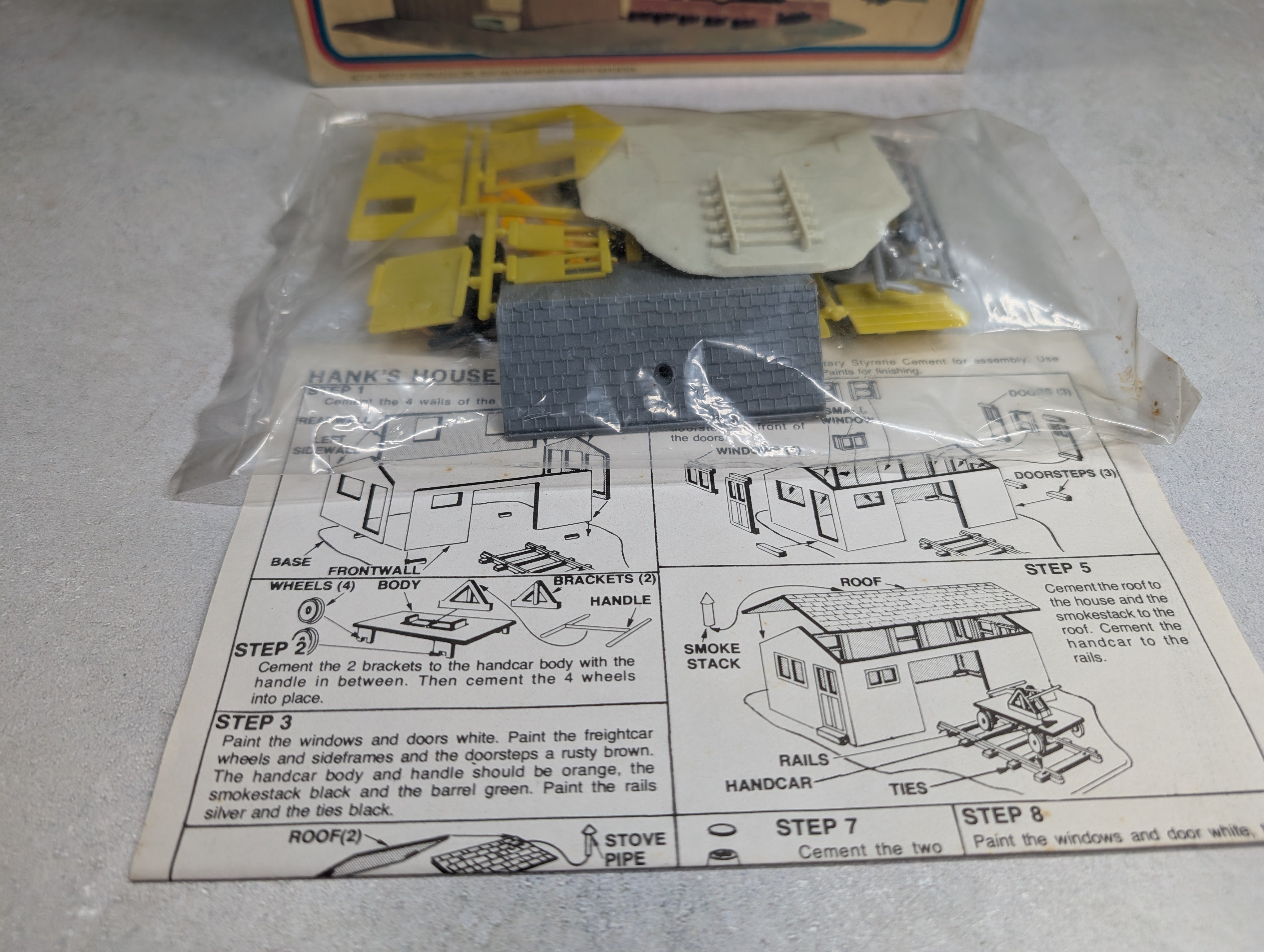Life-Like 1346 HO Scale Handcar Depot KIT