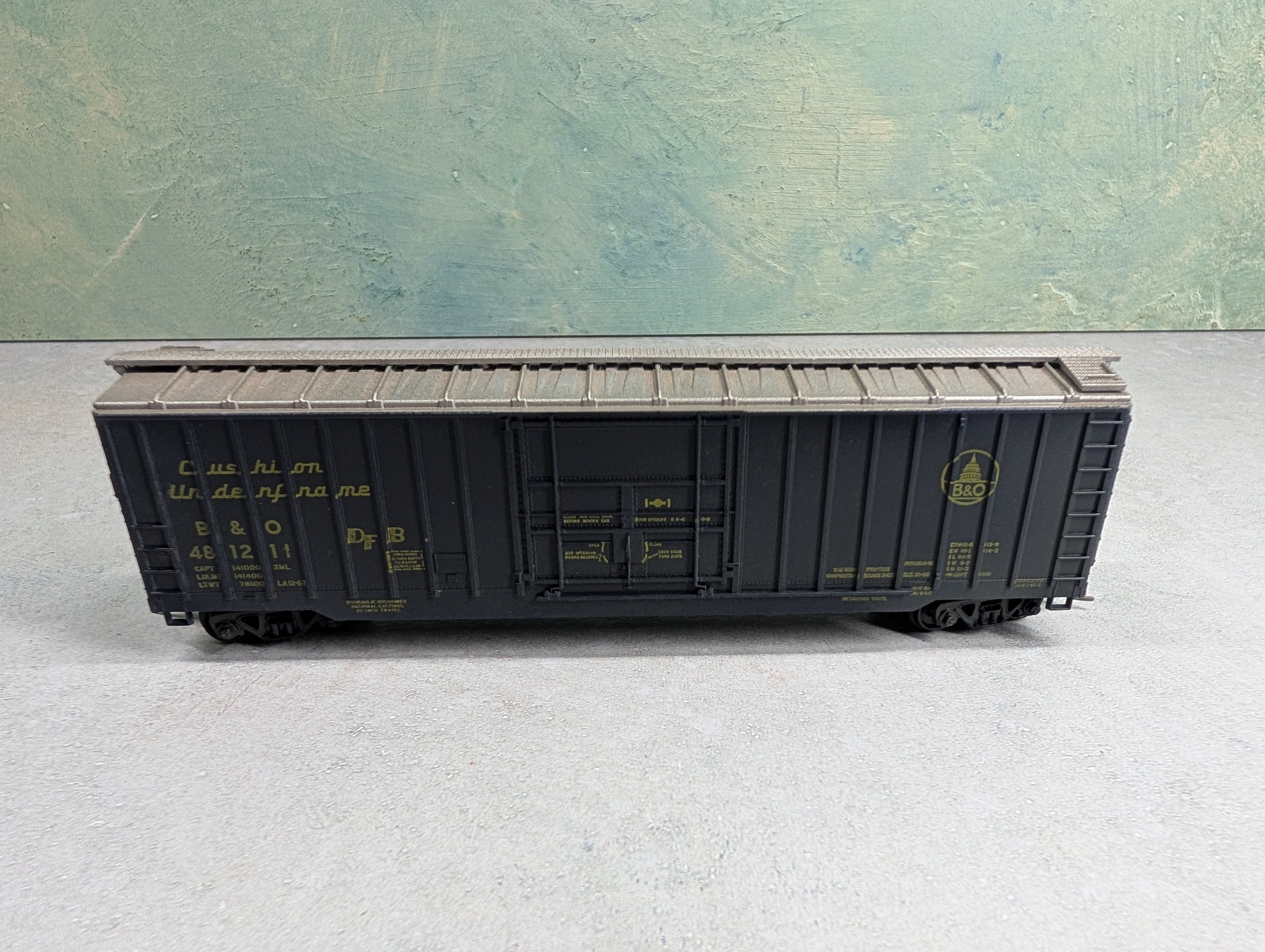 USED Athearn HO Scale 50' Box Car Baltimore and Ohio B&O #481211 Weathered