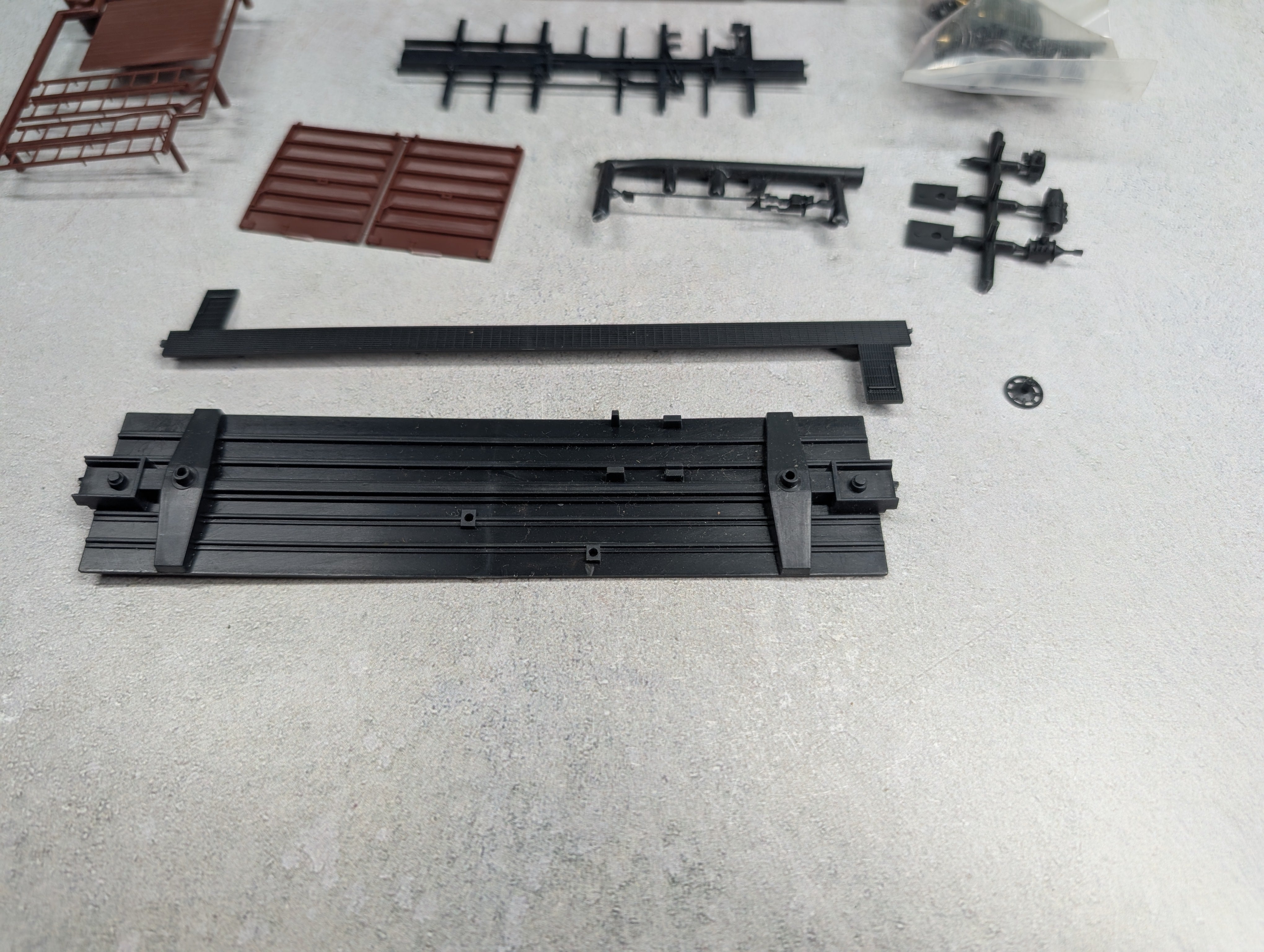 USED MCKEAN 700 HO Scale 40' PS-1 Box Car Undecorated KIT