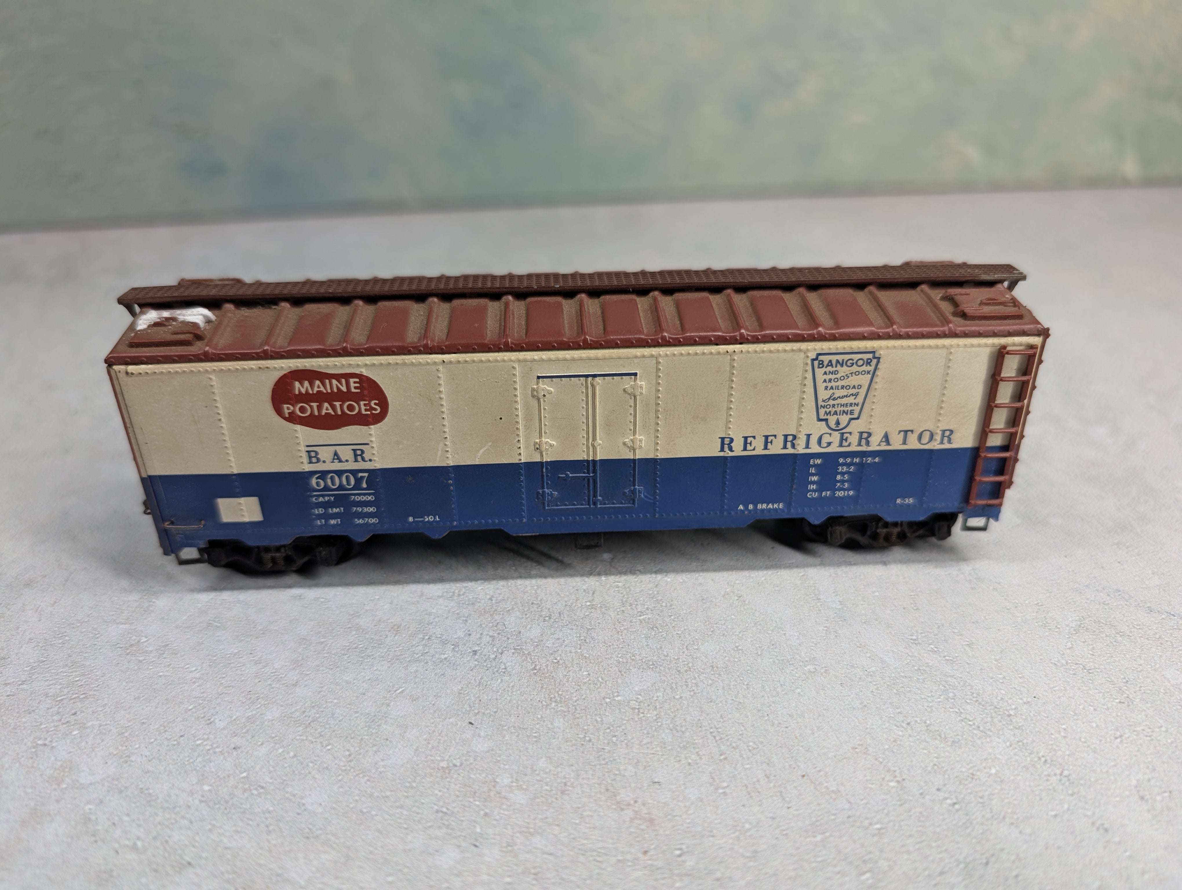 USED Varney HO Scale 40' Reefer Box Car Metal Bangor & Aroostook BAR #6007