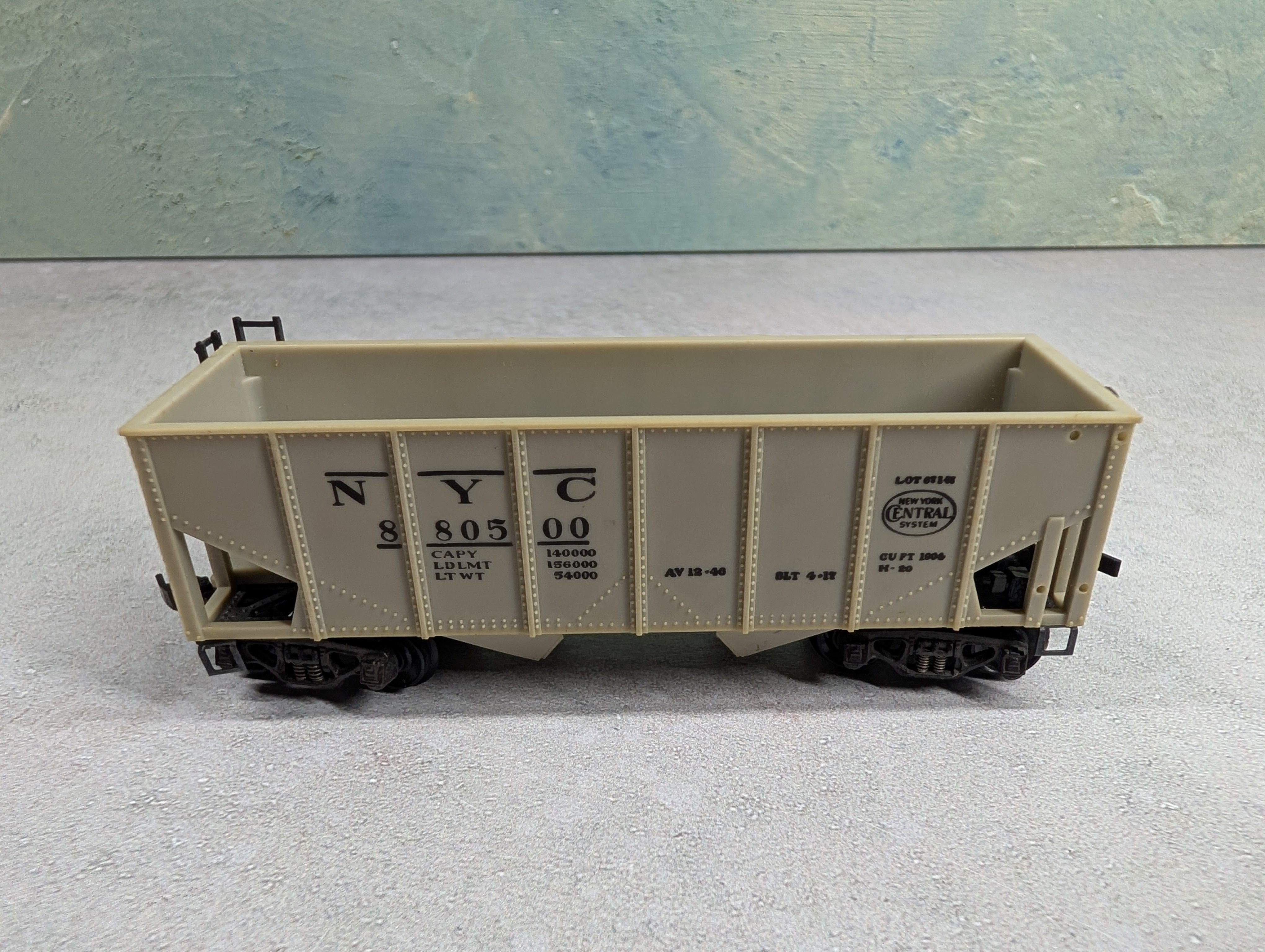 USED Varney HO Scale 2 Bay Open Hopper New York Central NYC #880500