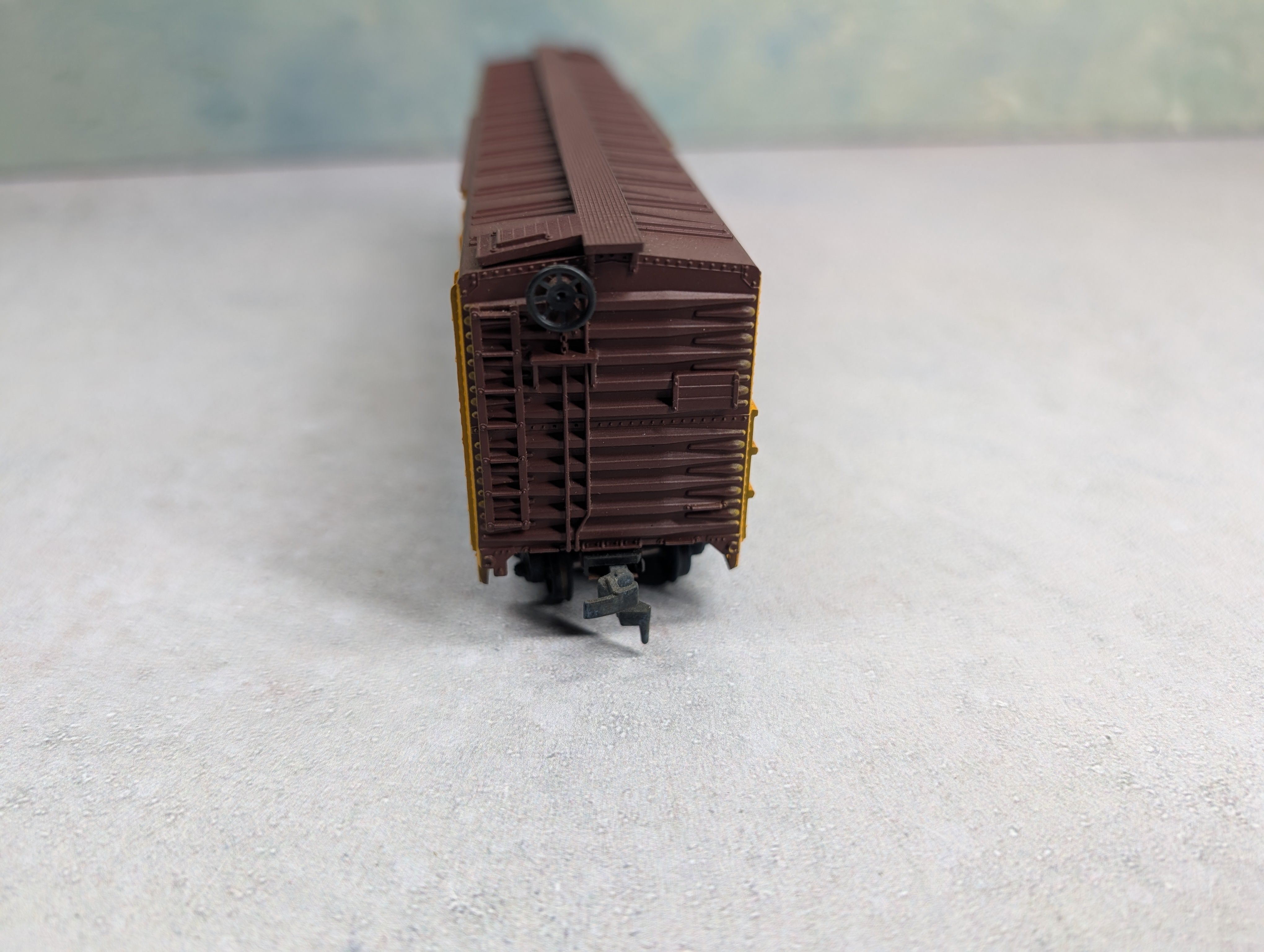 USED Athearn HO Scale 50' Box Car Burlington BRMX #5237