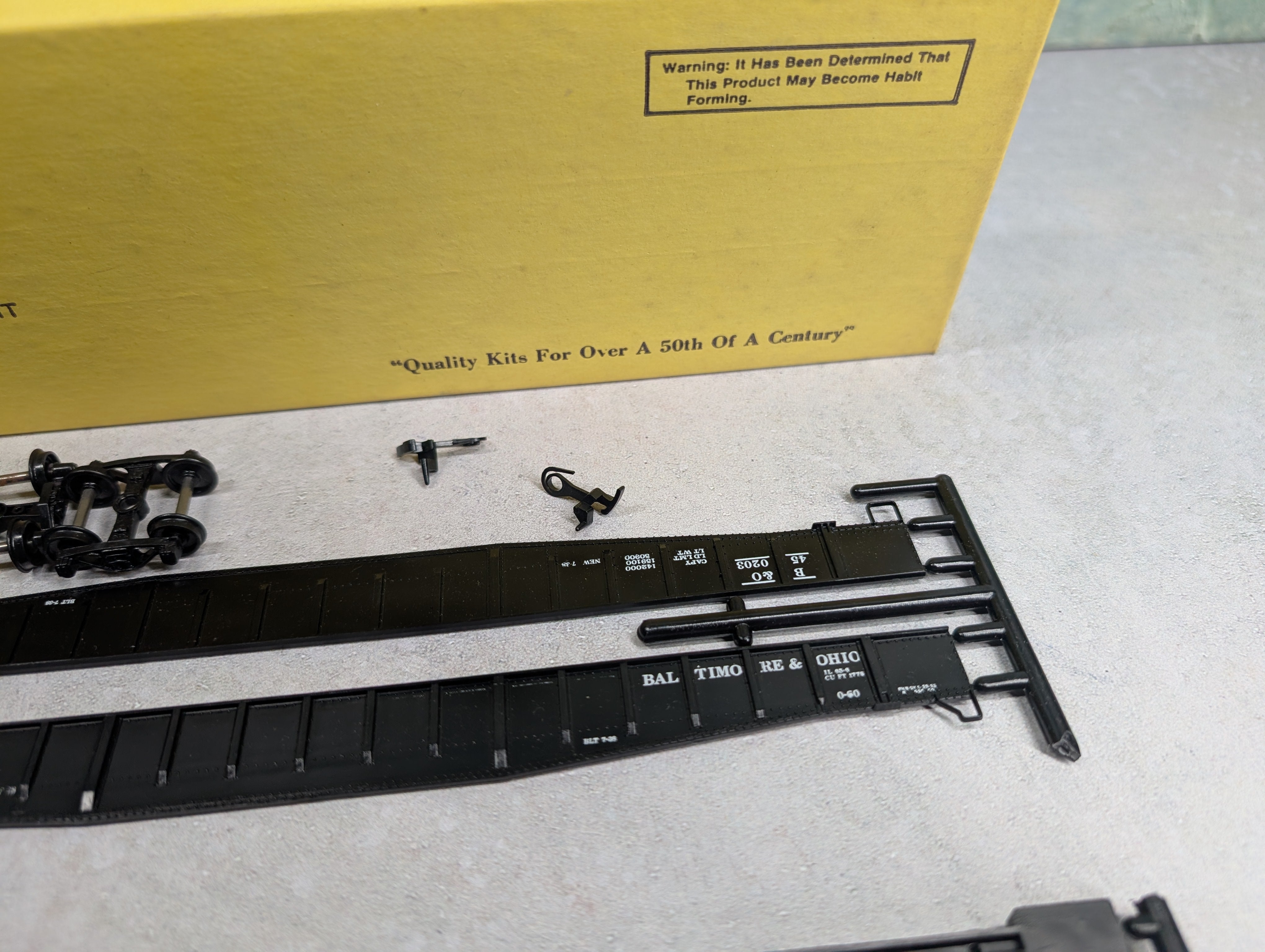 USED E&B Valley HO Scale 65' Mill Gondola Baltimore and Ohio B&O #450203 KIT