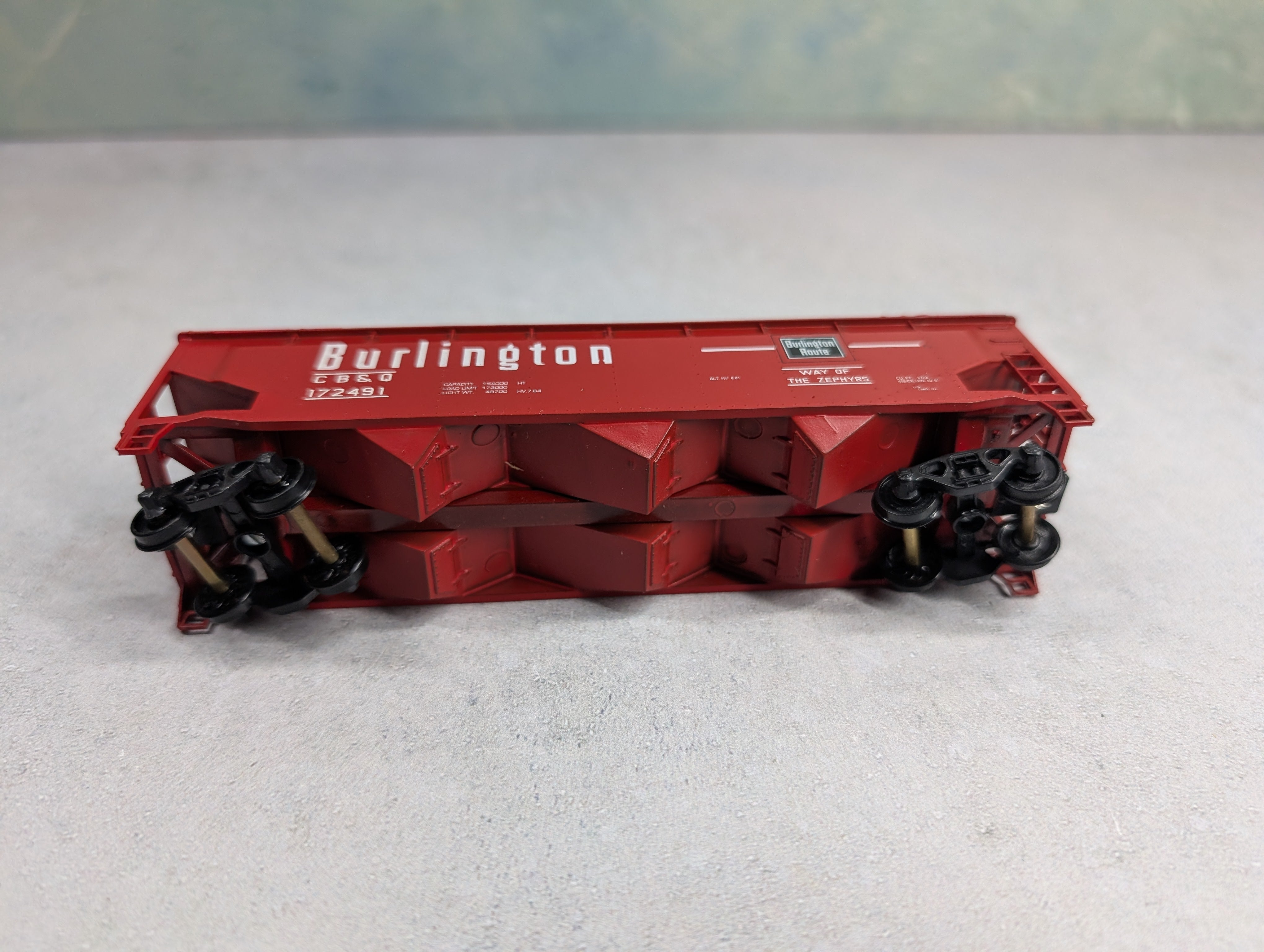 USED Roundhouse HO Scale 3 Bay Offset Offer Chicago, Burlington & Quincy CBQ #172491