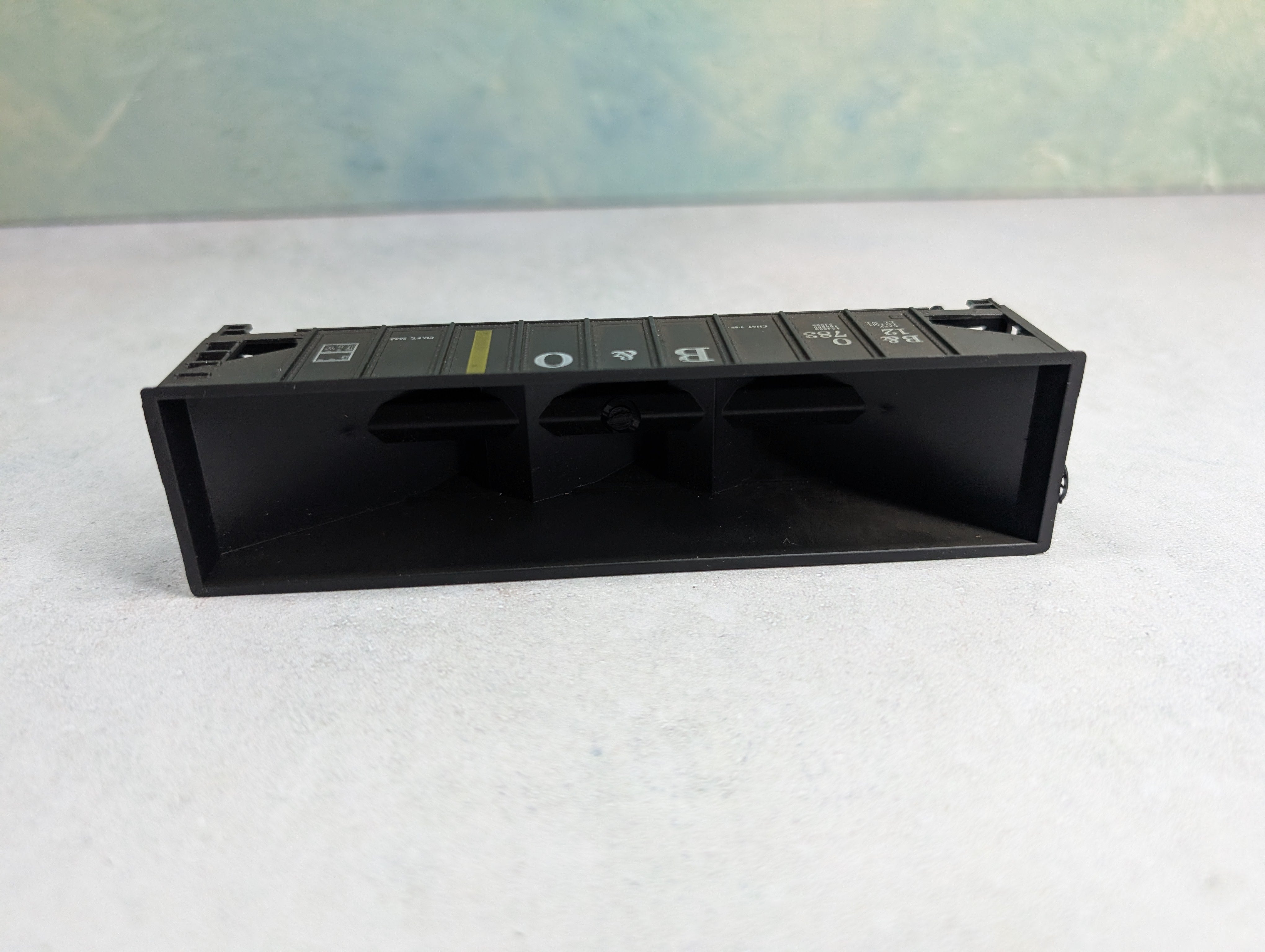 USED Roundhouse HO Scale 3 Bay Hopper Baltimore and Ohio BO #12783