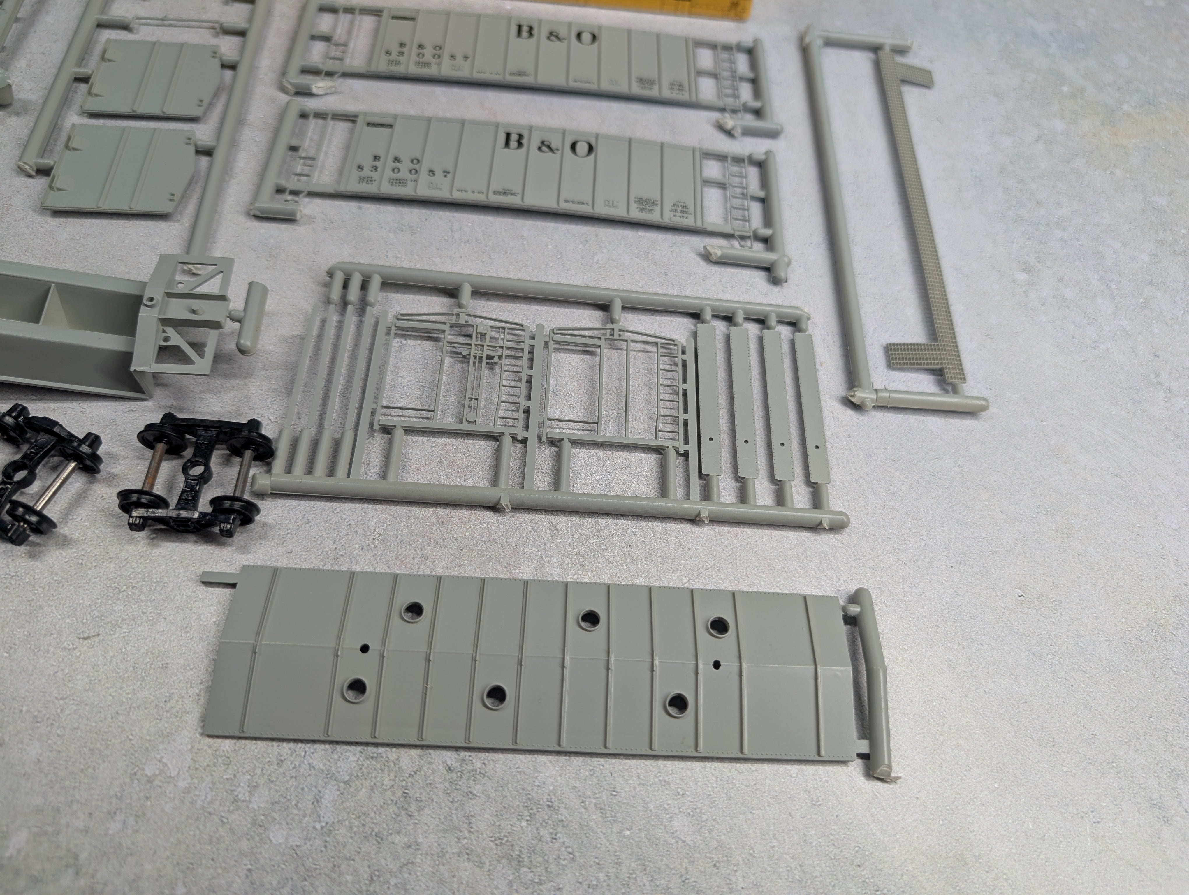 USED E&B Valley 18-4202 HO Scale Covered Hopper Baltimore and Ohio B&O KIT
