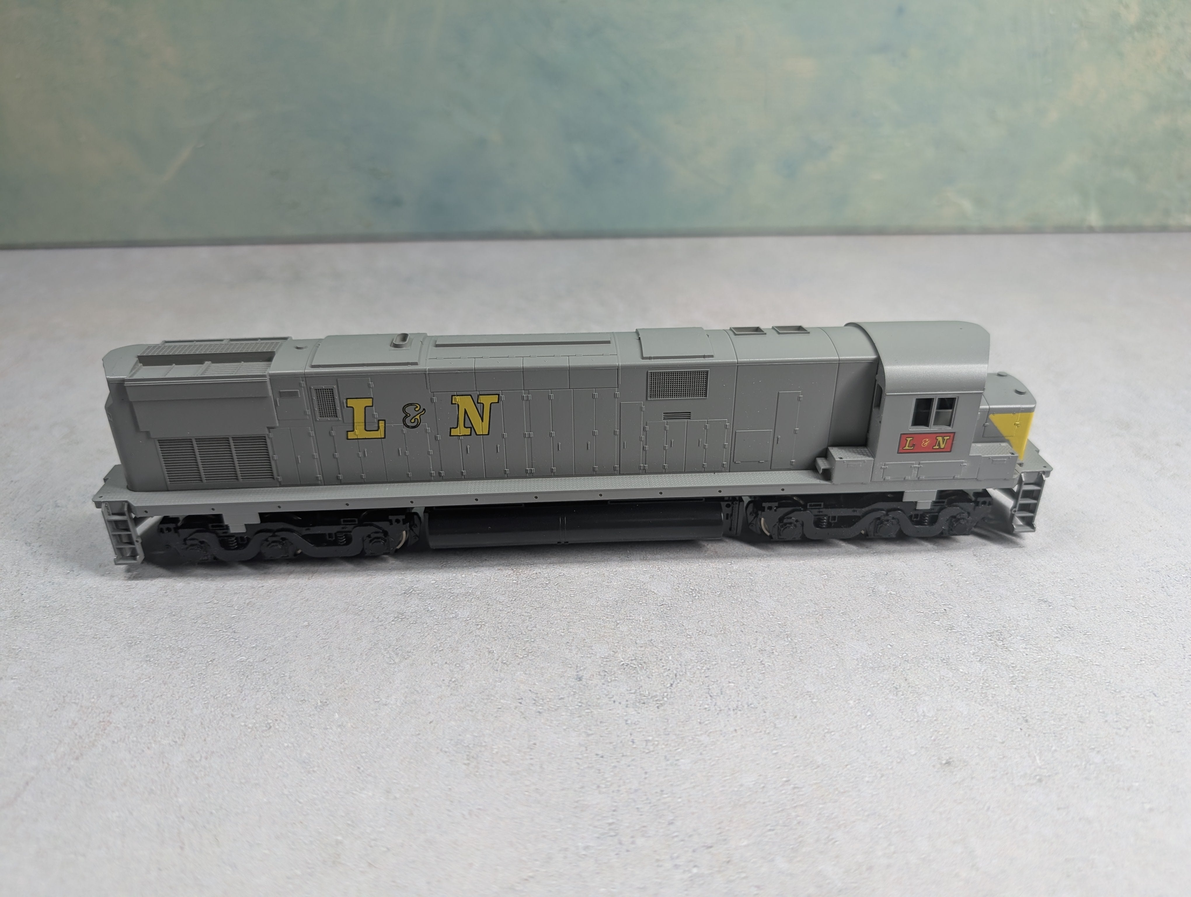 USED Stewart Hobbies 6215 HO Scale Alco Century 628 Diesel Locomotive Louisville & Nashville L&N Runs Great DC KIT