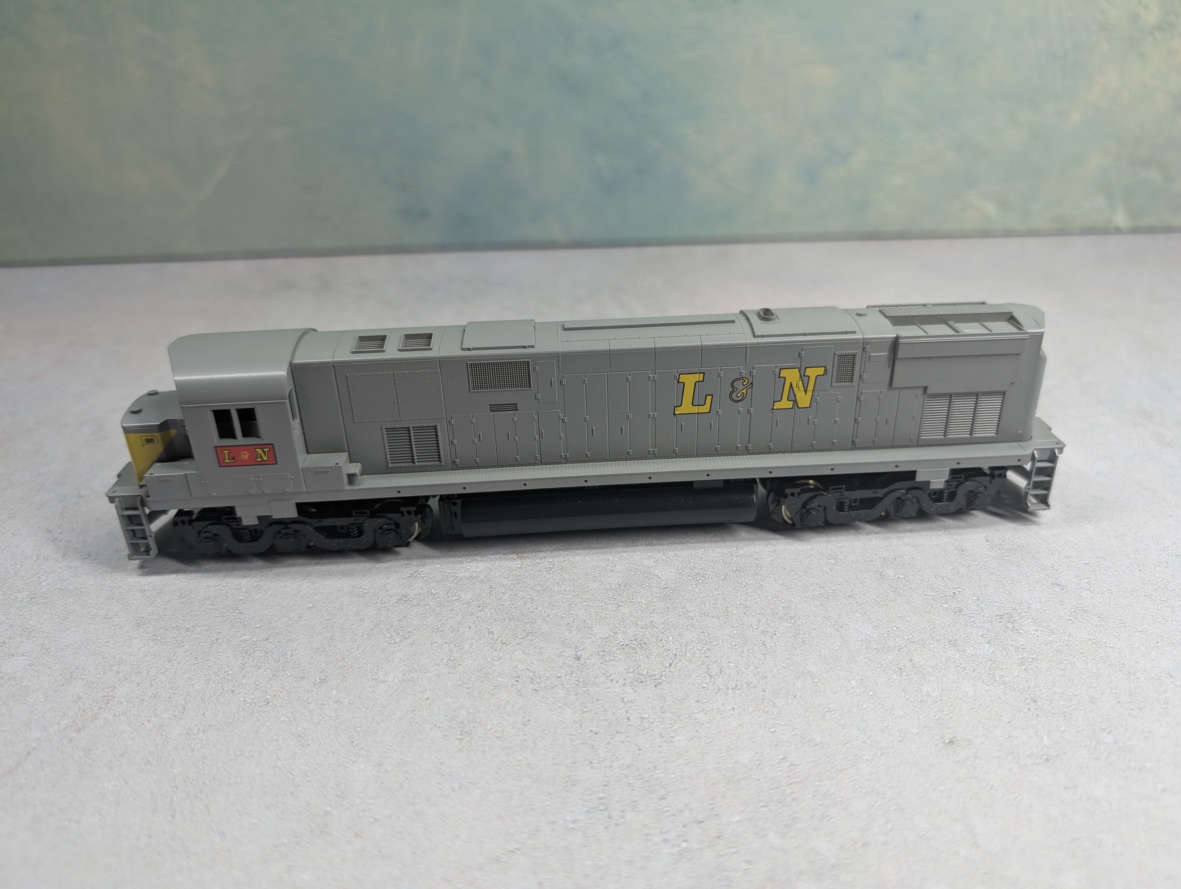 USED Stewart Hobbies 6215 HO Scale Alco Century 628 Diesel Locomotive Louisville & Nashville L&N Runs Great DC KIT