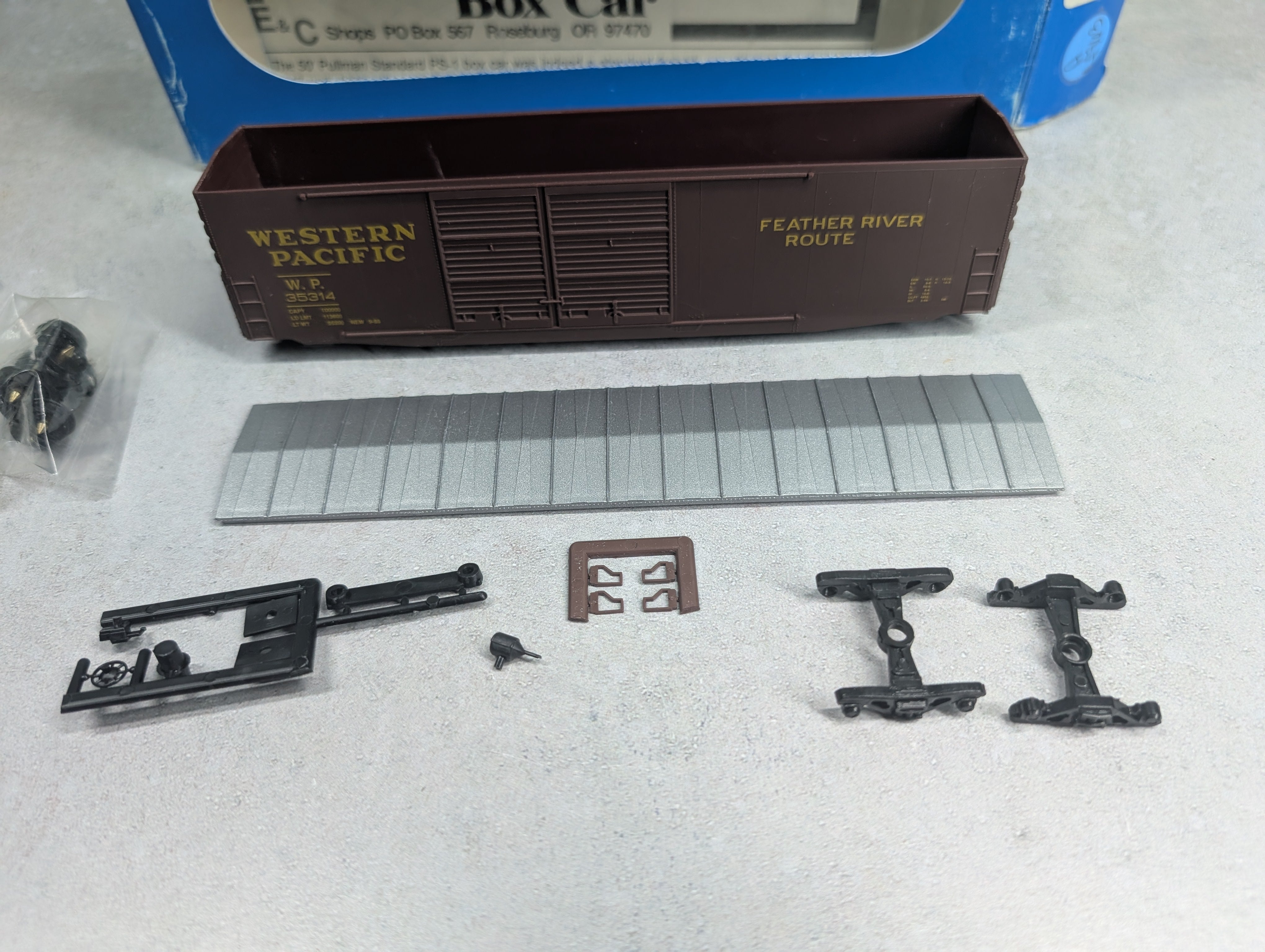 USED E&C SHOPS HO Scale 50' PS-1 Double Door Box Car Western Pacific WP #35314 KIT