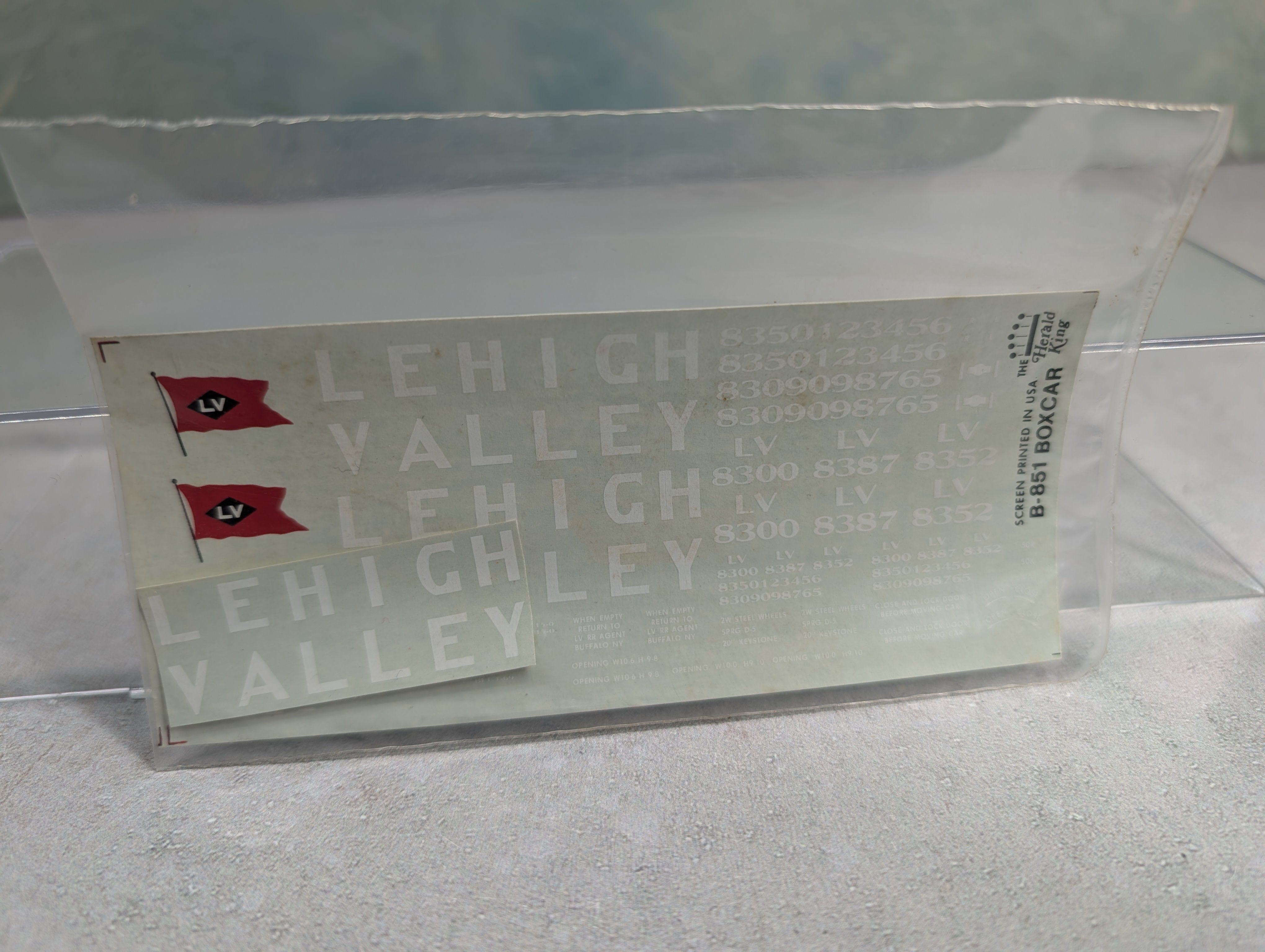 USED The Herald King B-851 HO Scale Box Car Decals Lehigh Valley