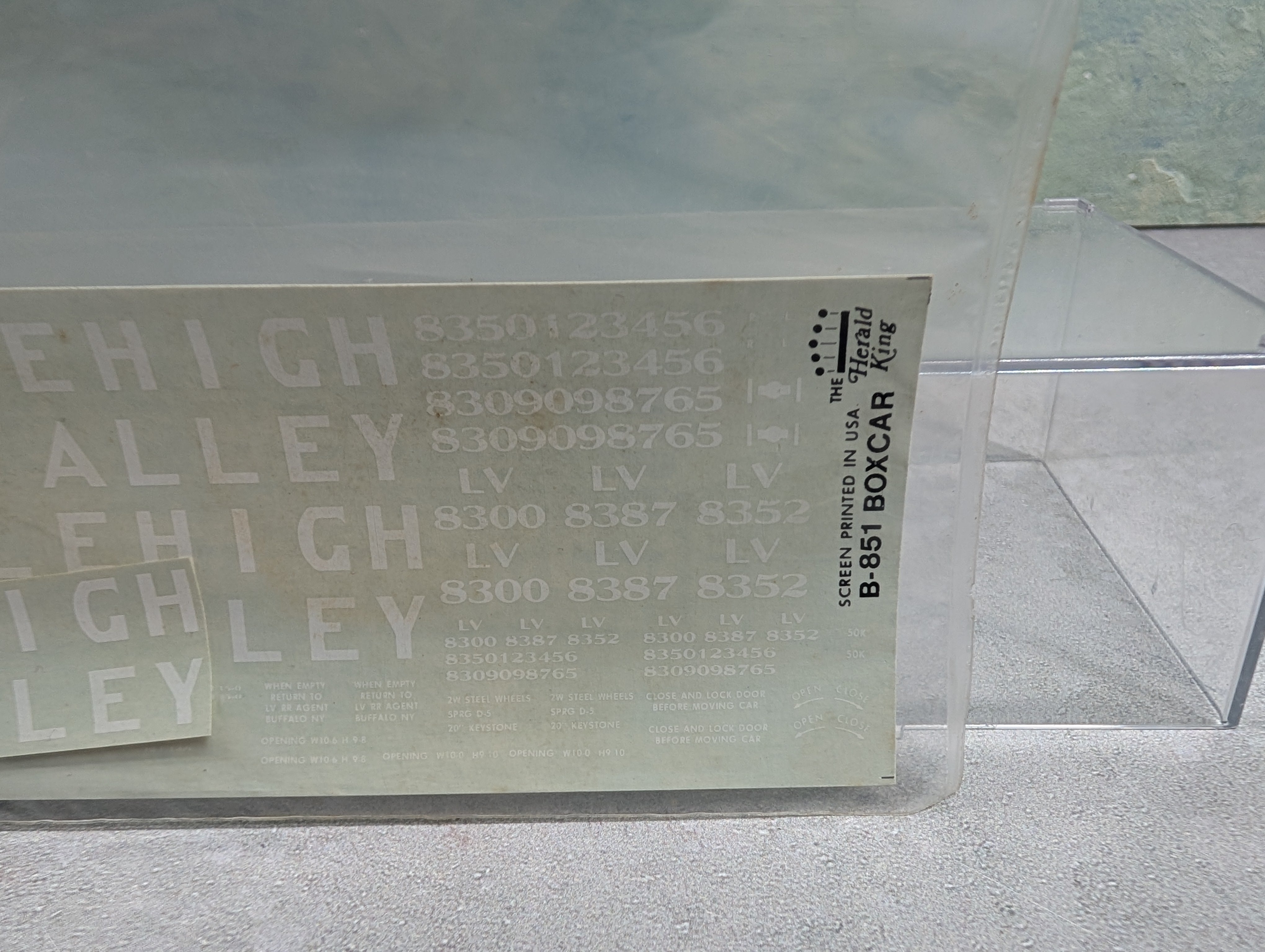 USED The Herald King B-851 HO Scale Box Car Decals Lehigh Valley