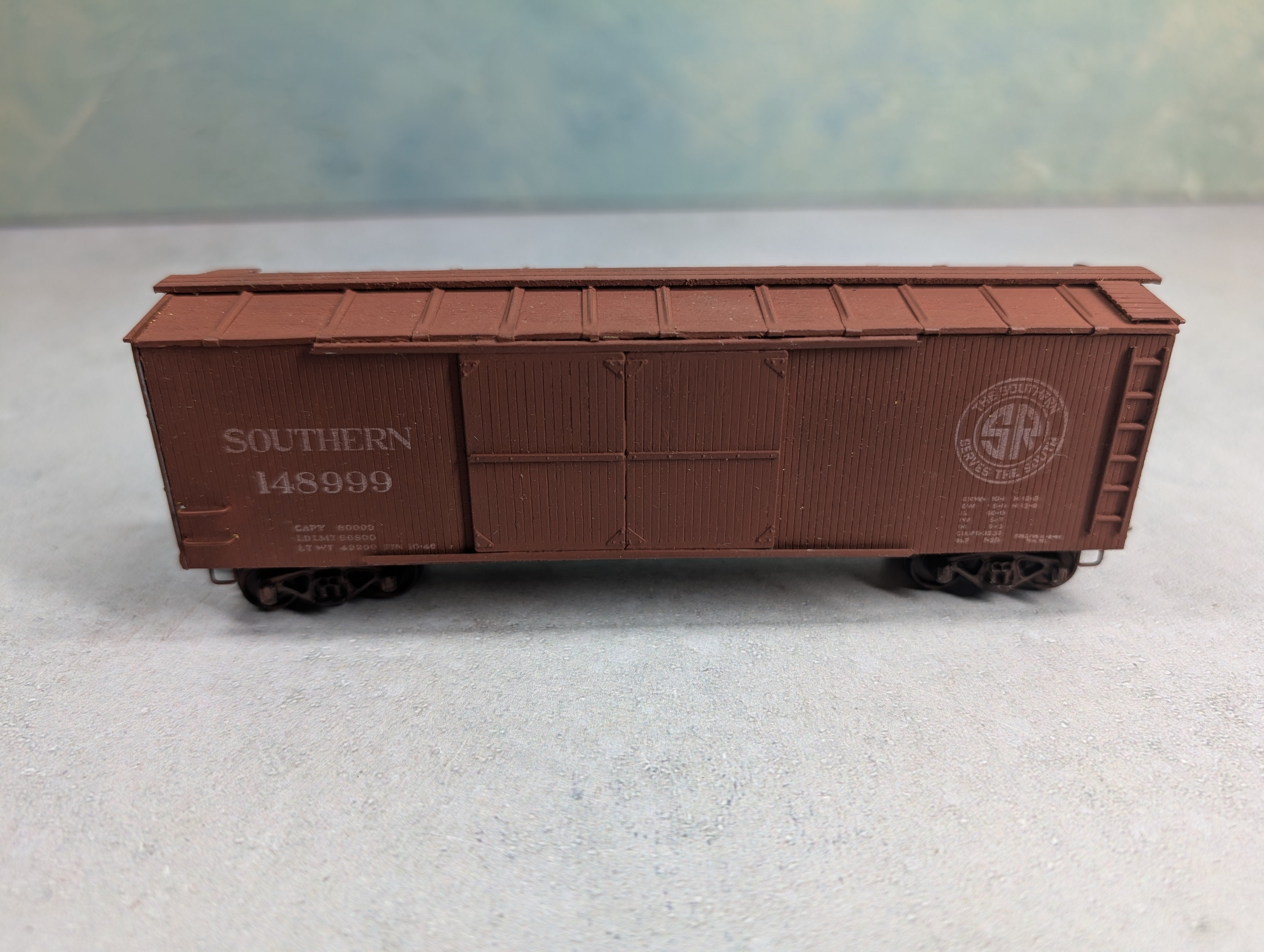 USED Silver Streak 929-301 HO Scale Wooden Auto Box Car Southern 148999 KIT