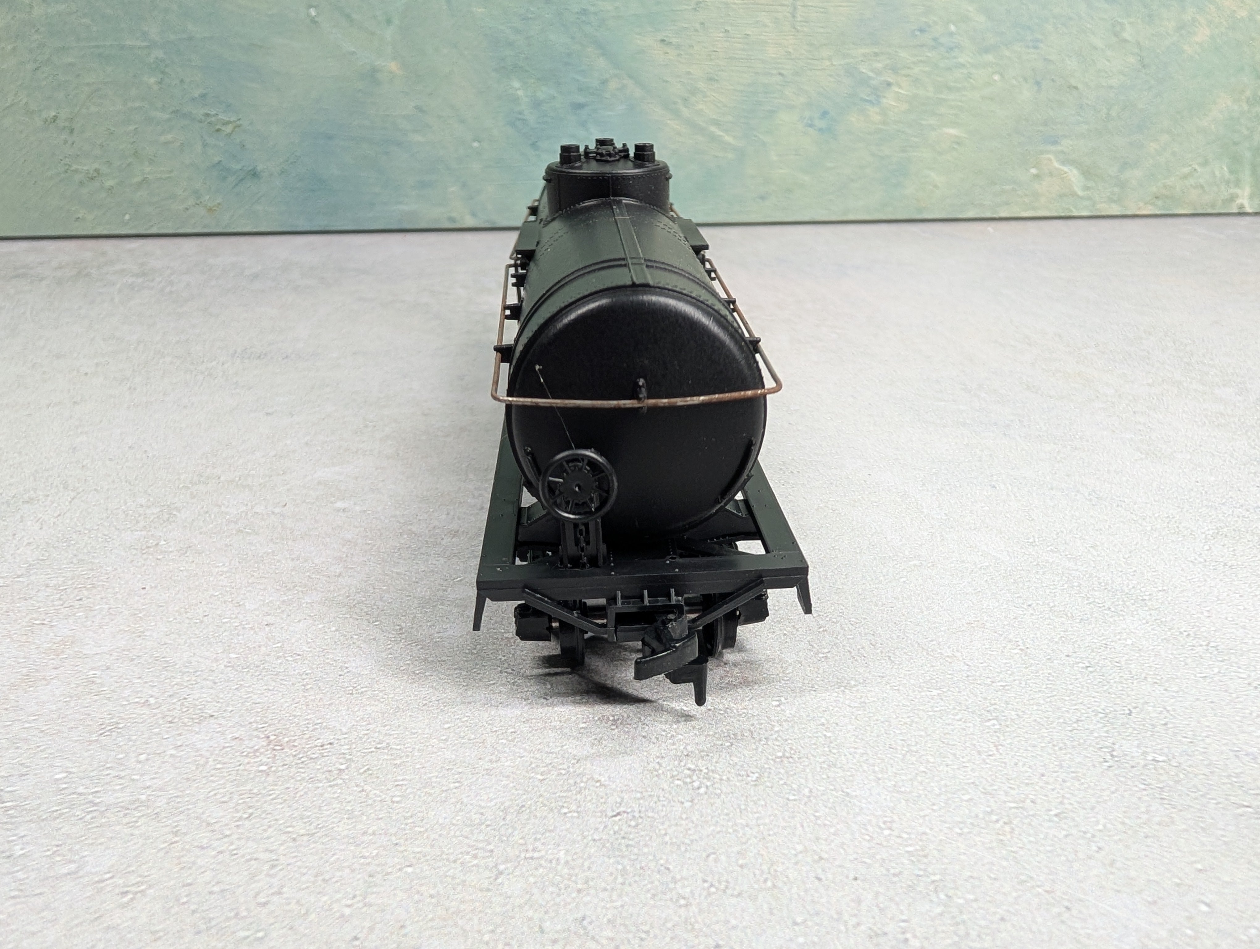 USED Athearn 1577 HO Scale Single Dome Tank Car Baltimore and Ohio #X409