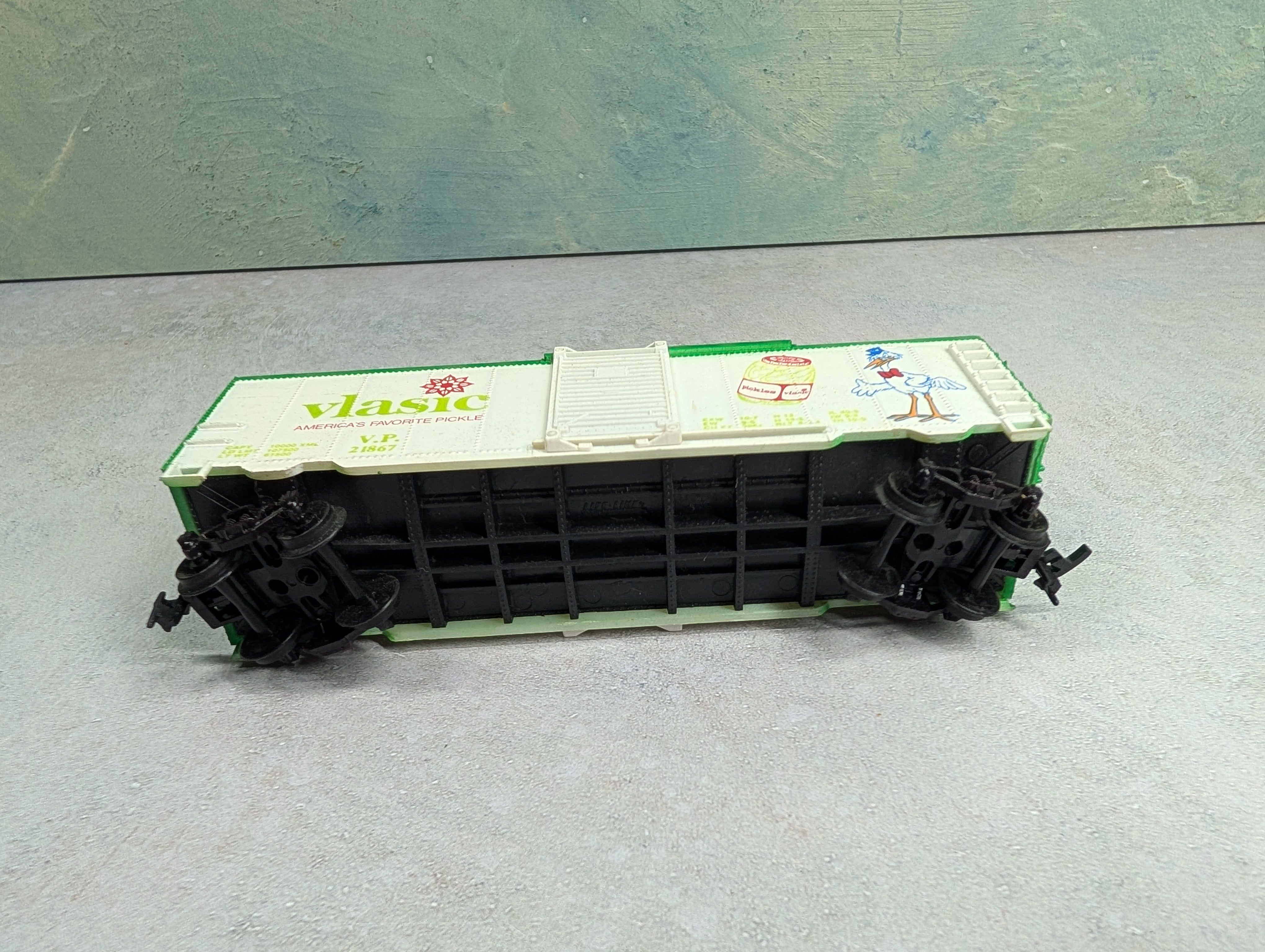 USED Life-Like HO Scale 40' Billboard Box Car Vlasic VP #21867