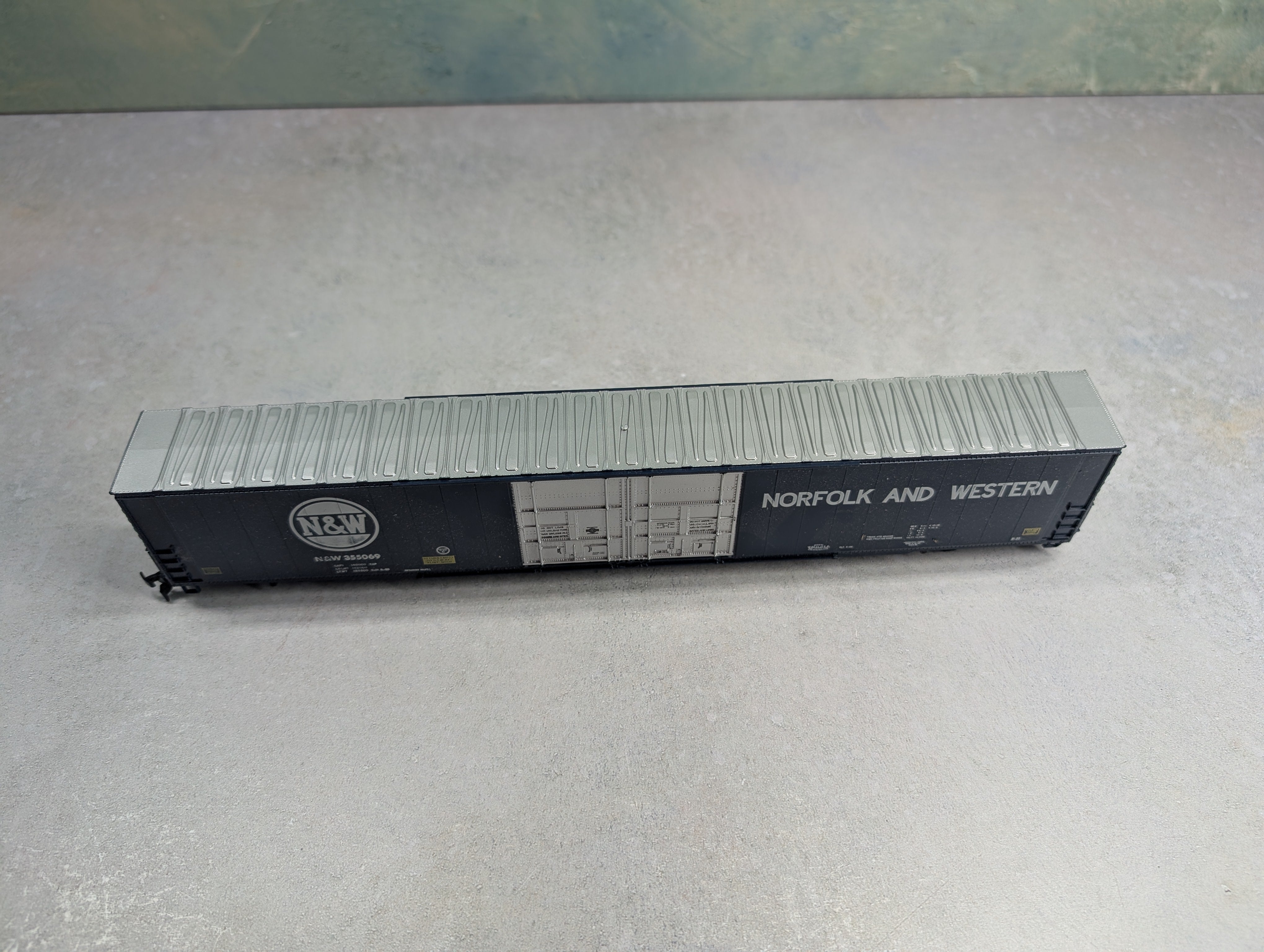 USED Athearn HO Scale 86' HI-Cube Box Car Norfolk & Western NW #355069