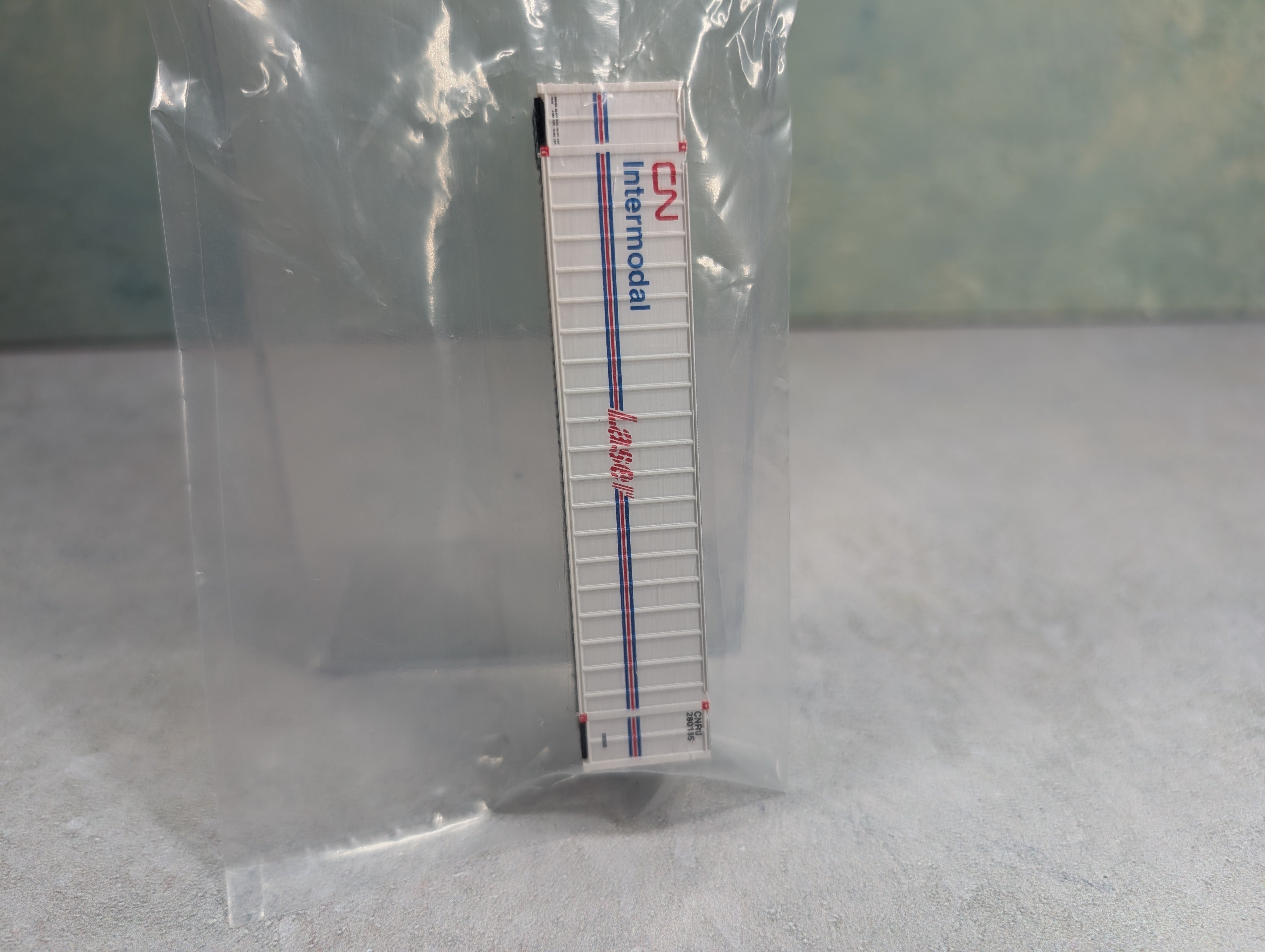 Walthers 949-8841 N Scale 48' Hi-Cube Containers Canadian National