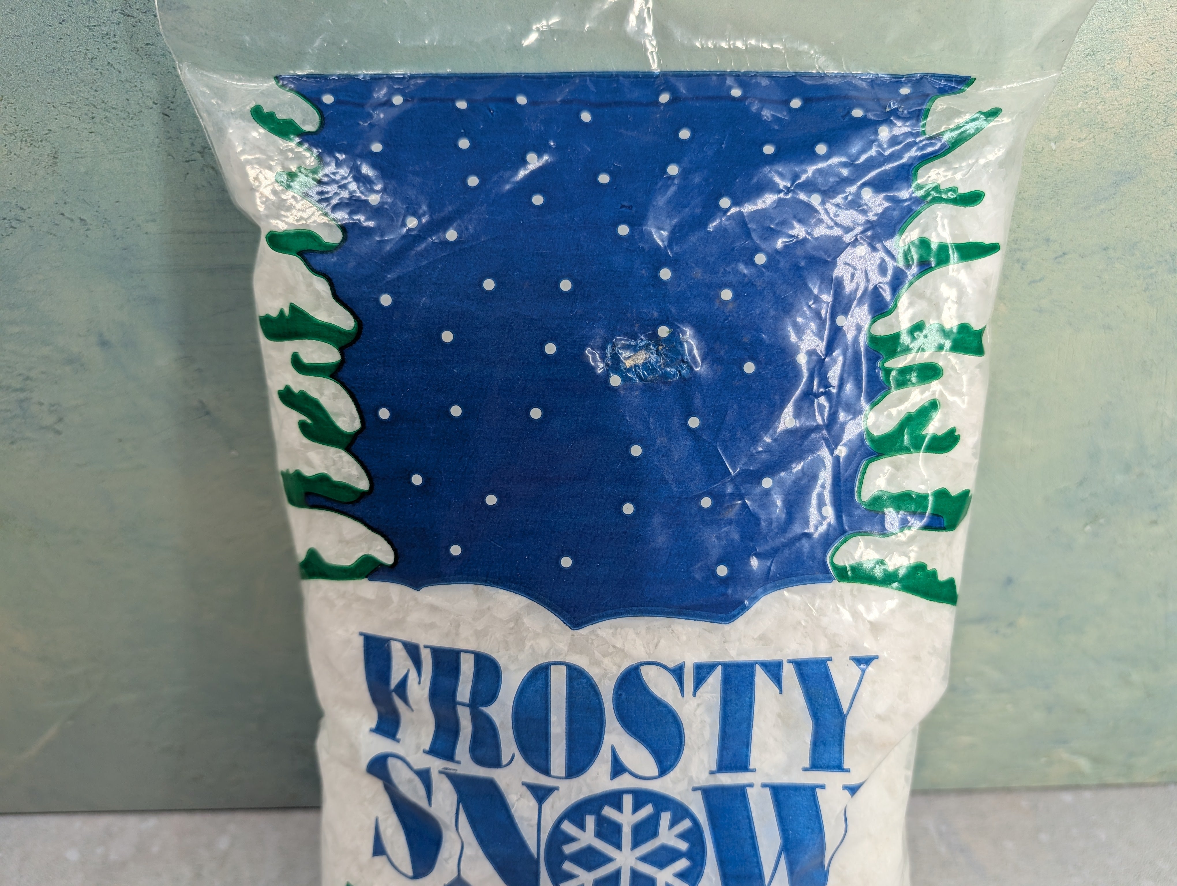 MULTI Scale Realistic Decorative Snow