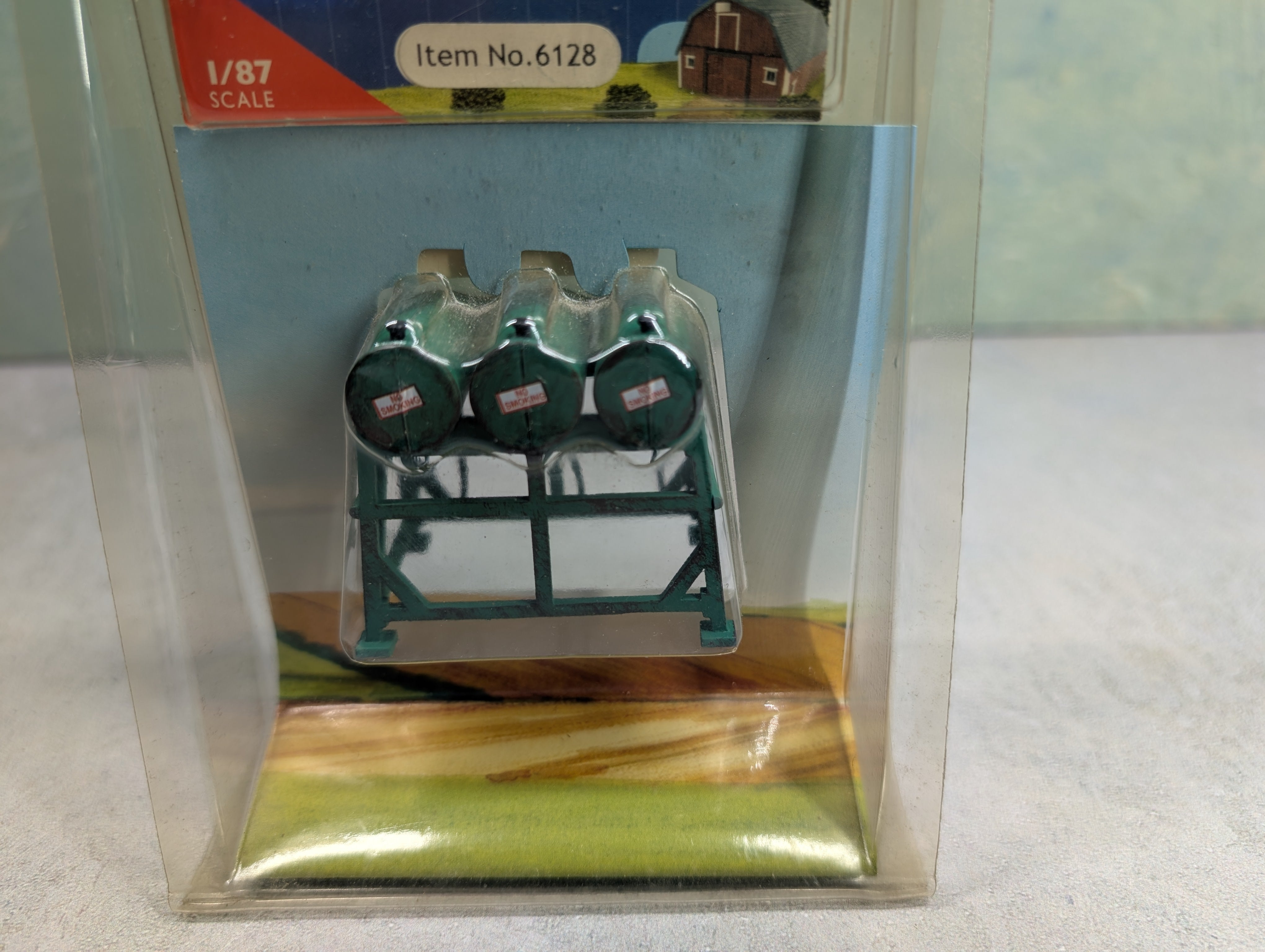IMEX 6128 HO Scale Triple Fuel Tank