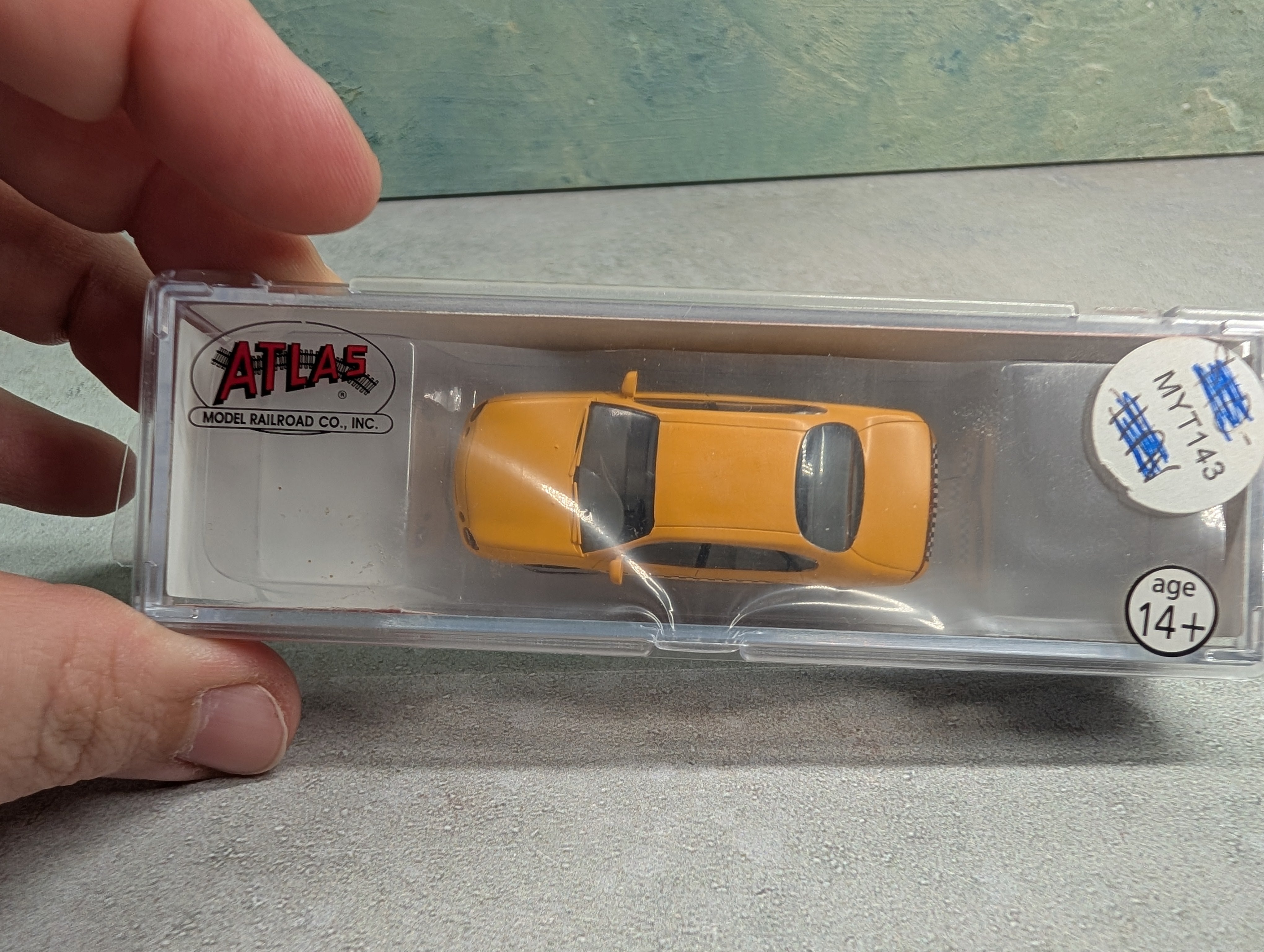 Atlas 1283 HO Scale 1996 Ford Taurus Taxi Cab