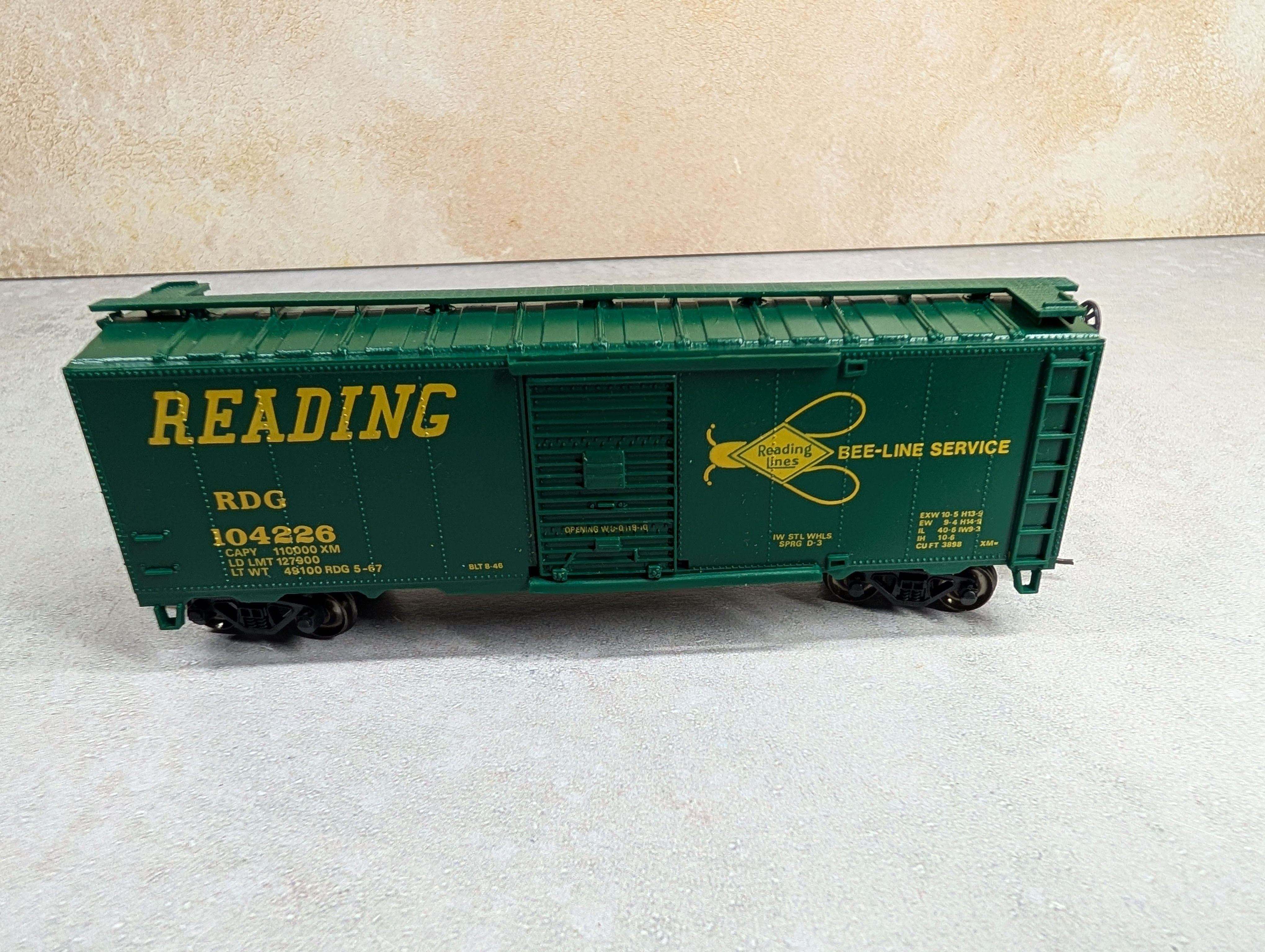 USED Bachmann HO Scale 40' Box Car Reading RDG #104226