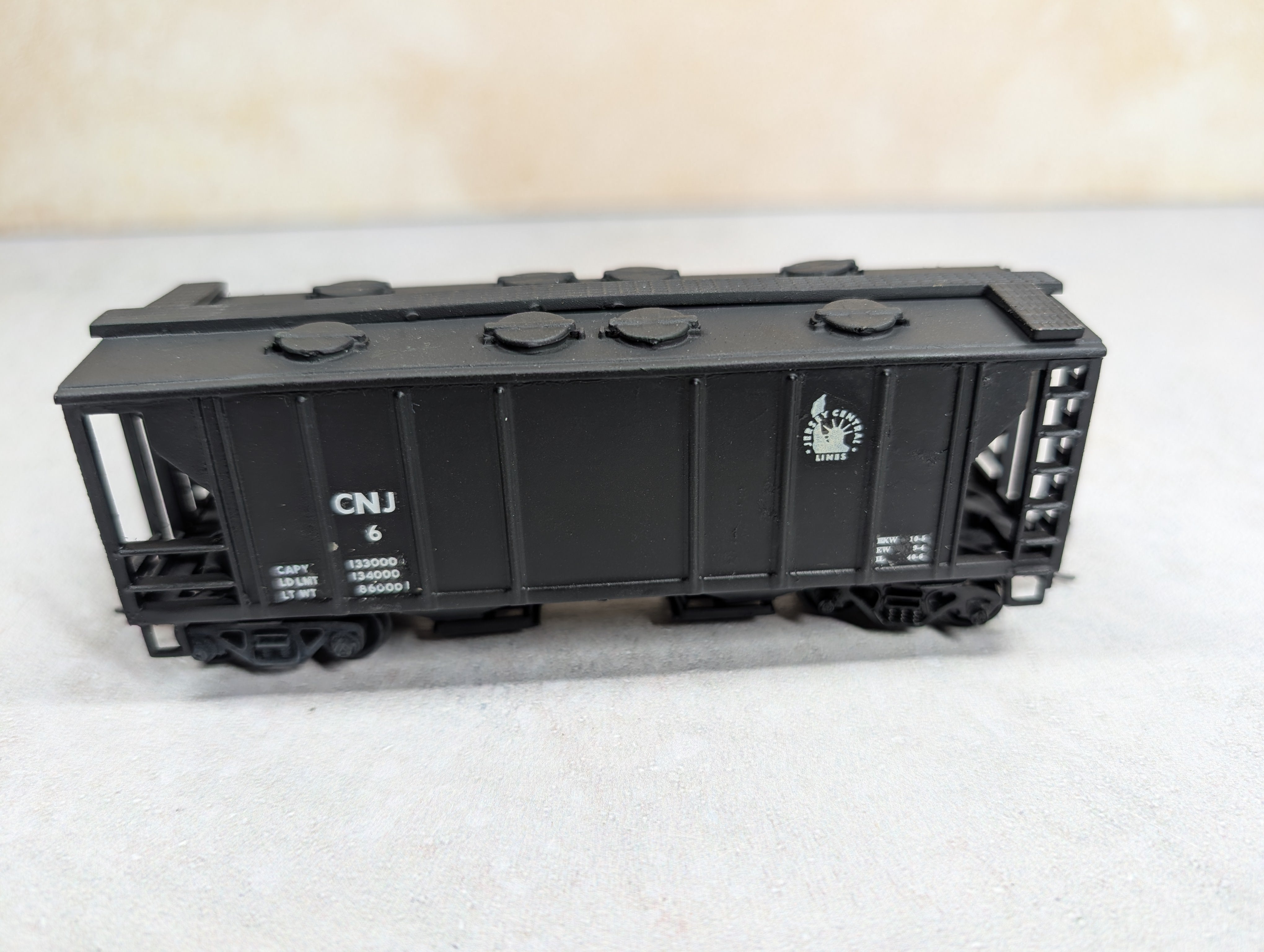 USED Roundhouse HO Scale Covered Hopper Jersey Central Lines CNJ #6 Decal
