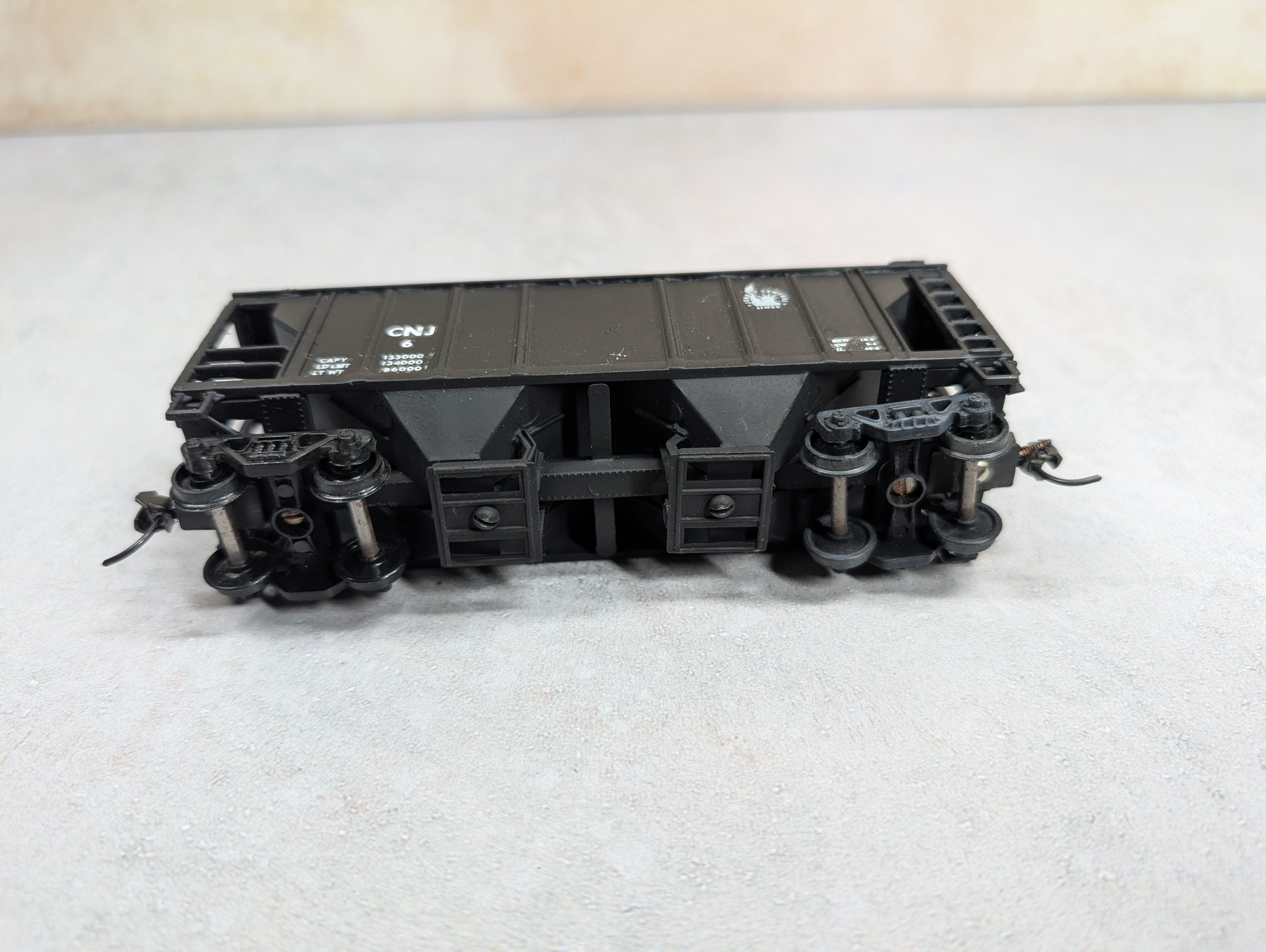 USED Roundhouse HO Scale Covered Hopper Jersey Central Lines CNJ #6 Decal