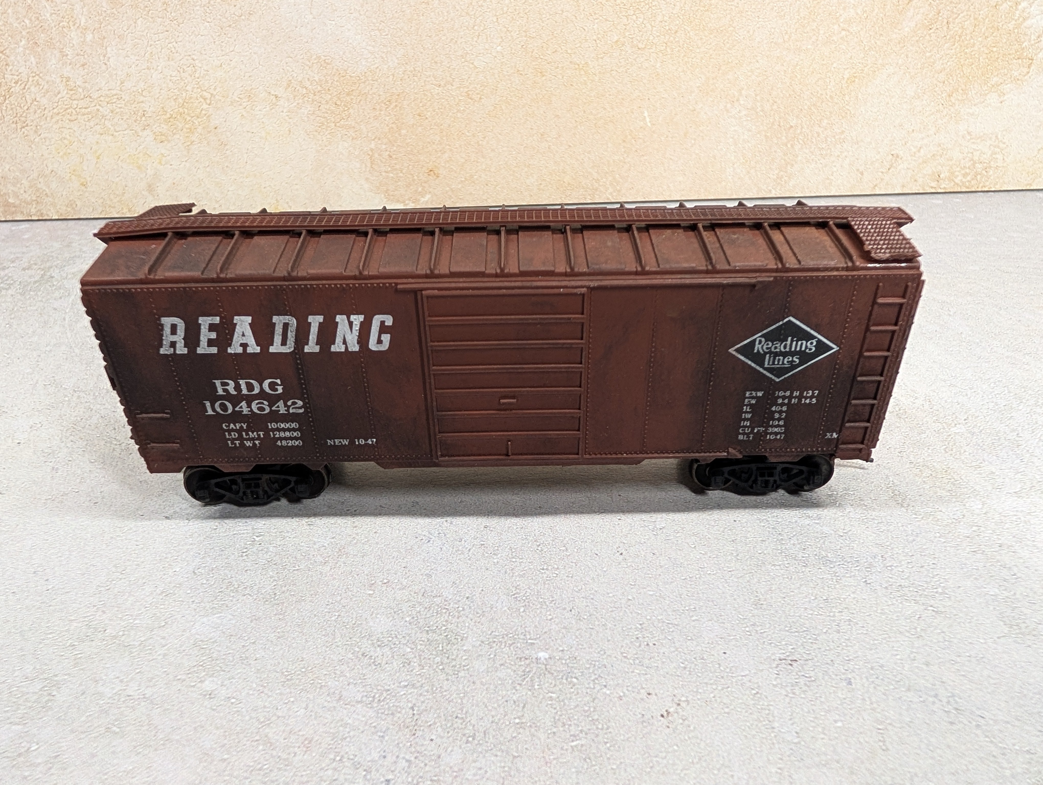 USED C&BT SHOPS HO Scale Beautifully Weathered 40' Box Car Reading RDG #104642