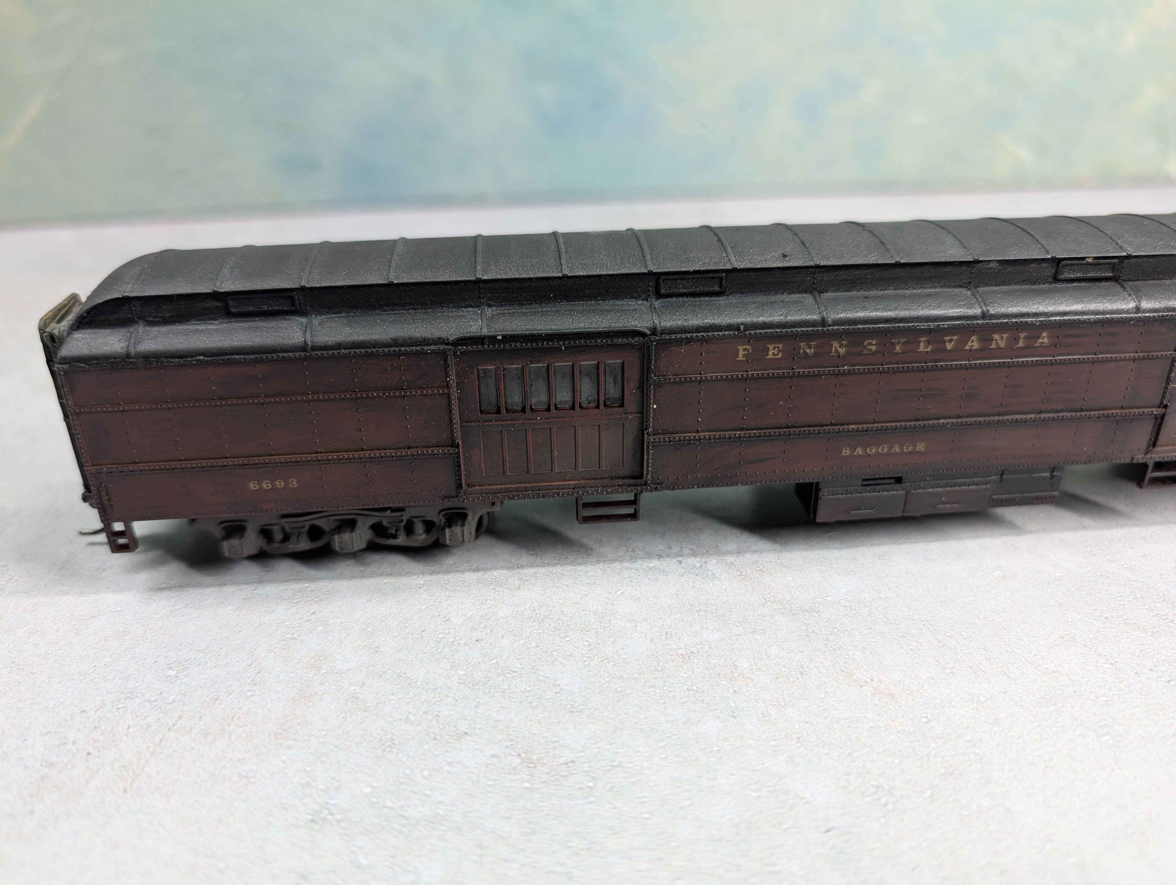 USED Athearn HO Scale Beautifully Weathered Passenger Car Pennsylvania #6693