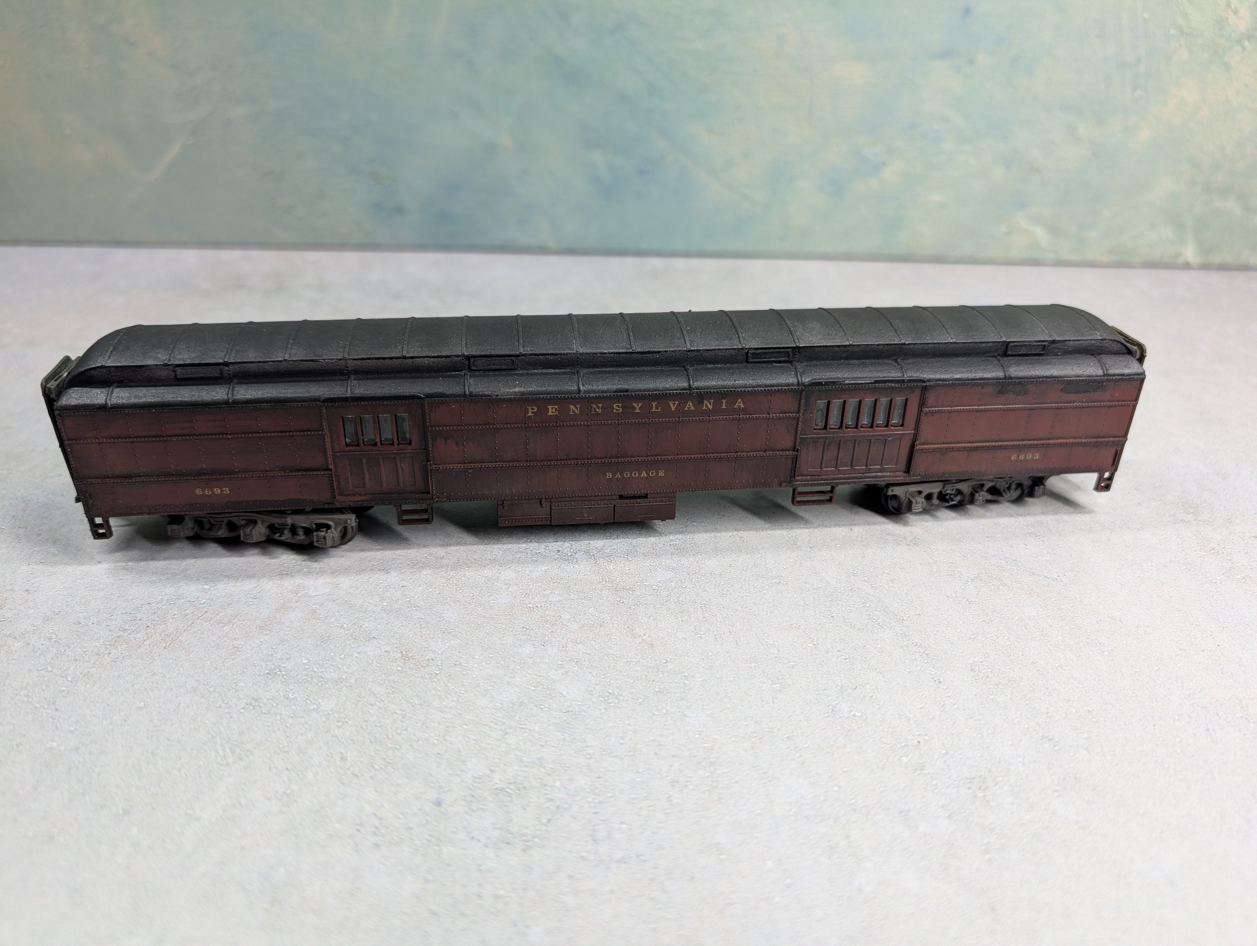 USED Athearn HO Scale Beautifully Weathered Passenger Car Pennsylvania #6693