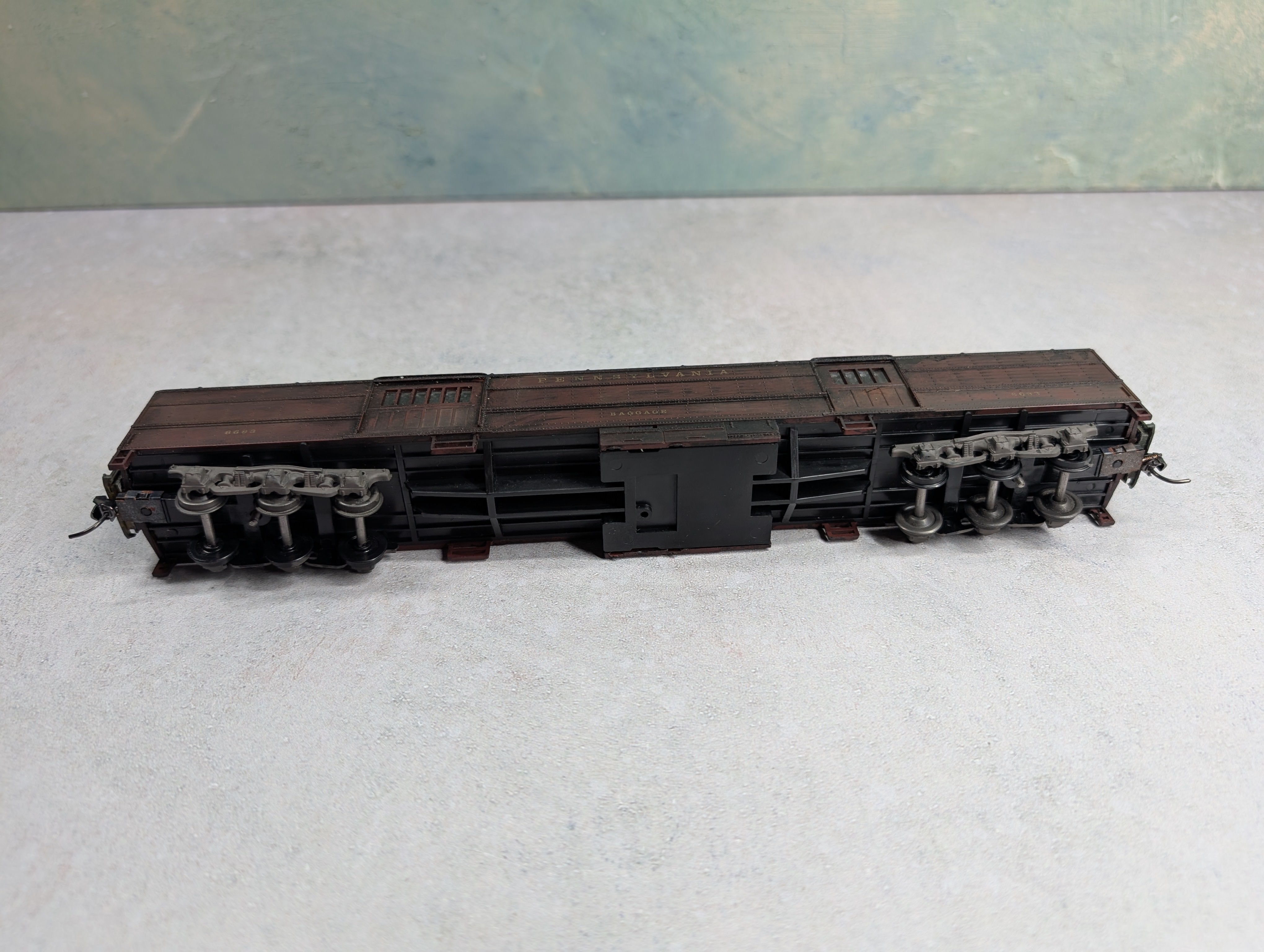 USED Athearn HO Scale Beautifully Weathered Passenger Car Pennsylvania #6693