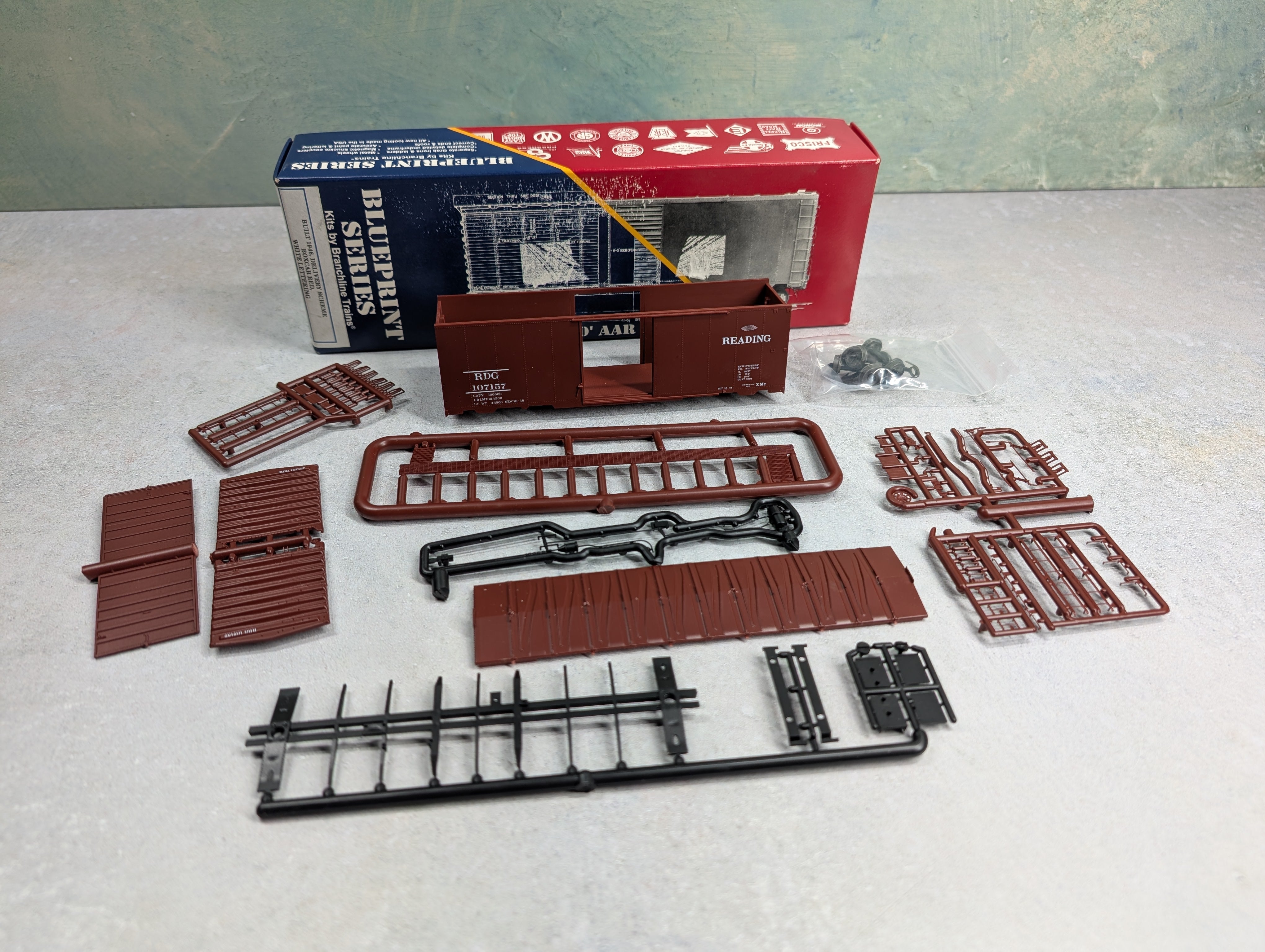 USED Branchline HO Scale AAR 40' Box Car Reading RDG #107157 KIT