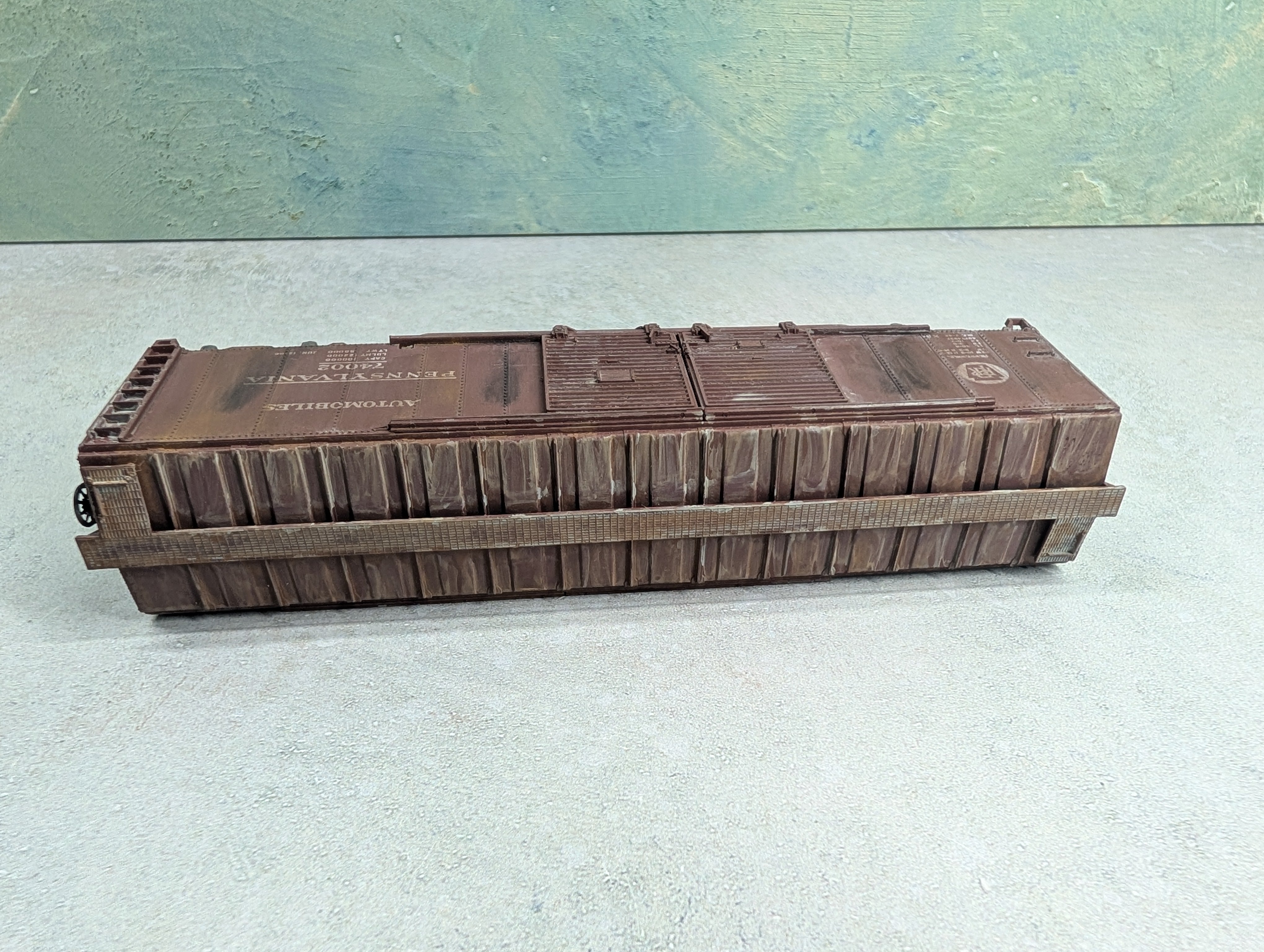 USED Athearn HO Scale Beautifully Weathered 50' Box Car Pennsylvania PRR #74002