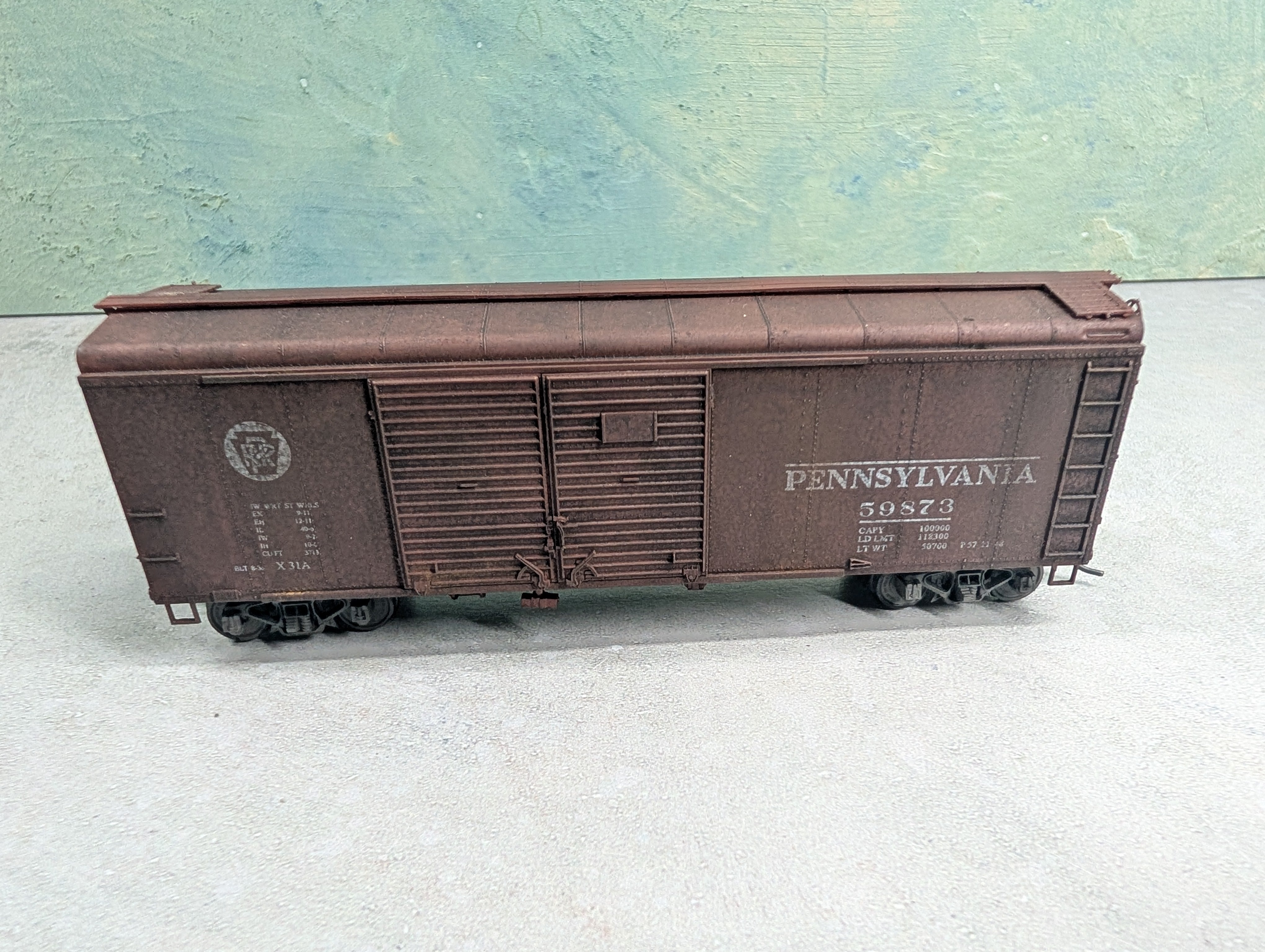 USED Bowser HO Scale Beautifully Weathered Rounded Top 40' Box Car Pennsylvania PRR #59873