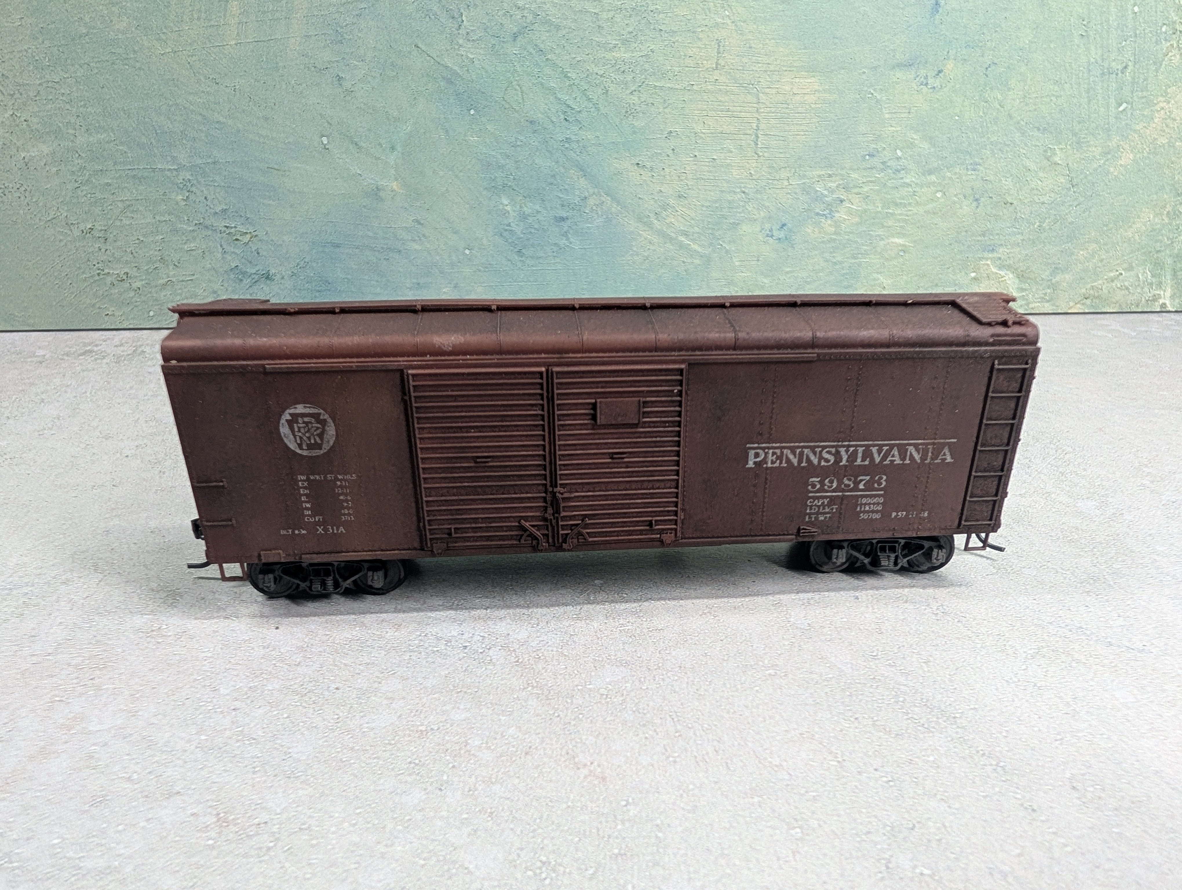 USED Bowser HO Scale Beautifully Weathered Rounded Top 40' Box Car Pennsylvania PRR #59873