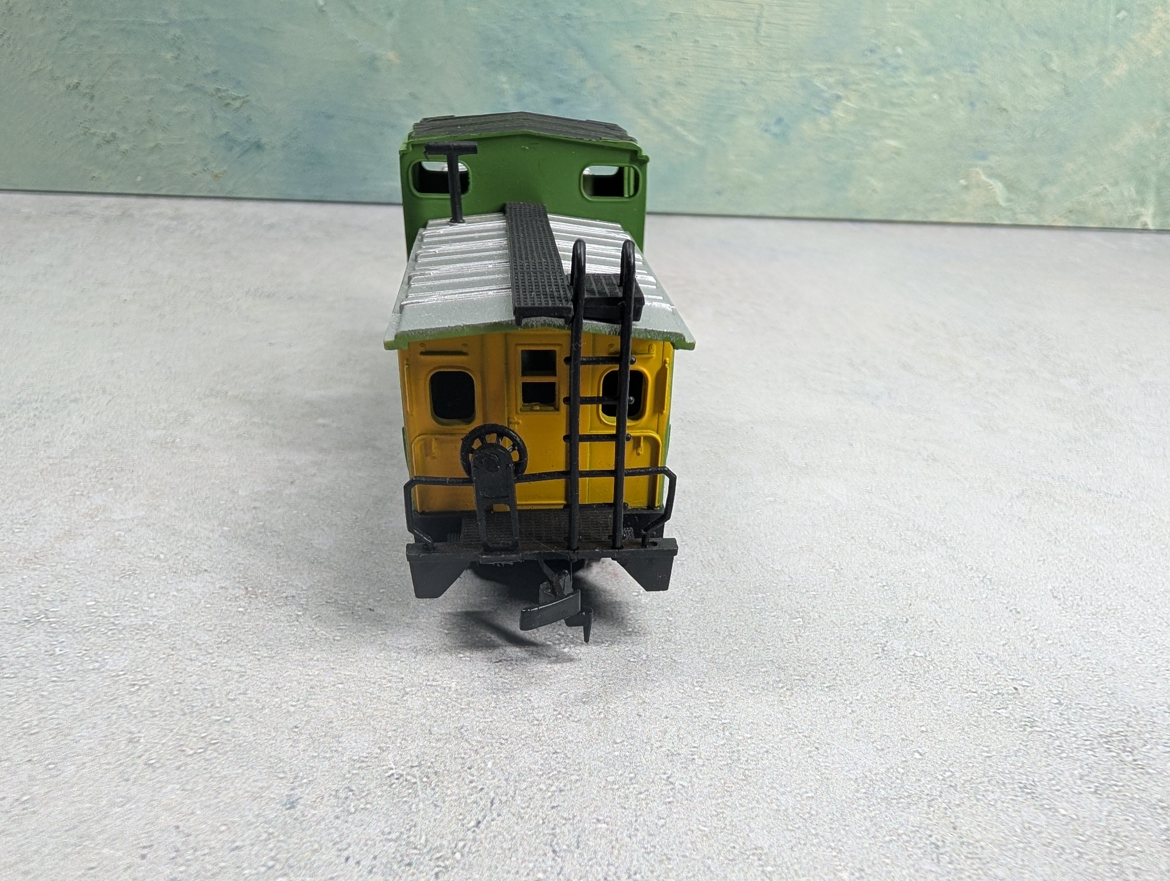 USED Bachmann HO Scale Caboose Burlington Northern #11445