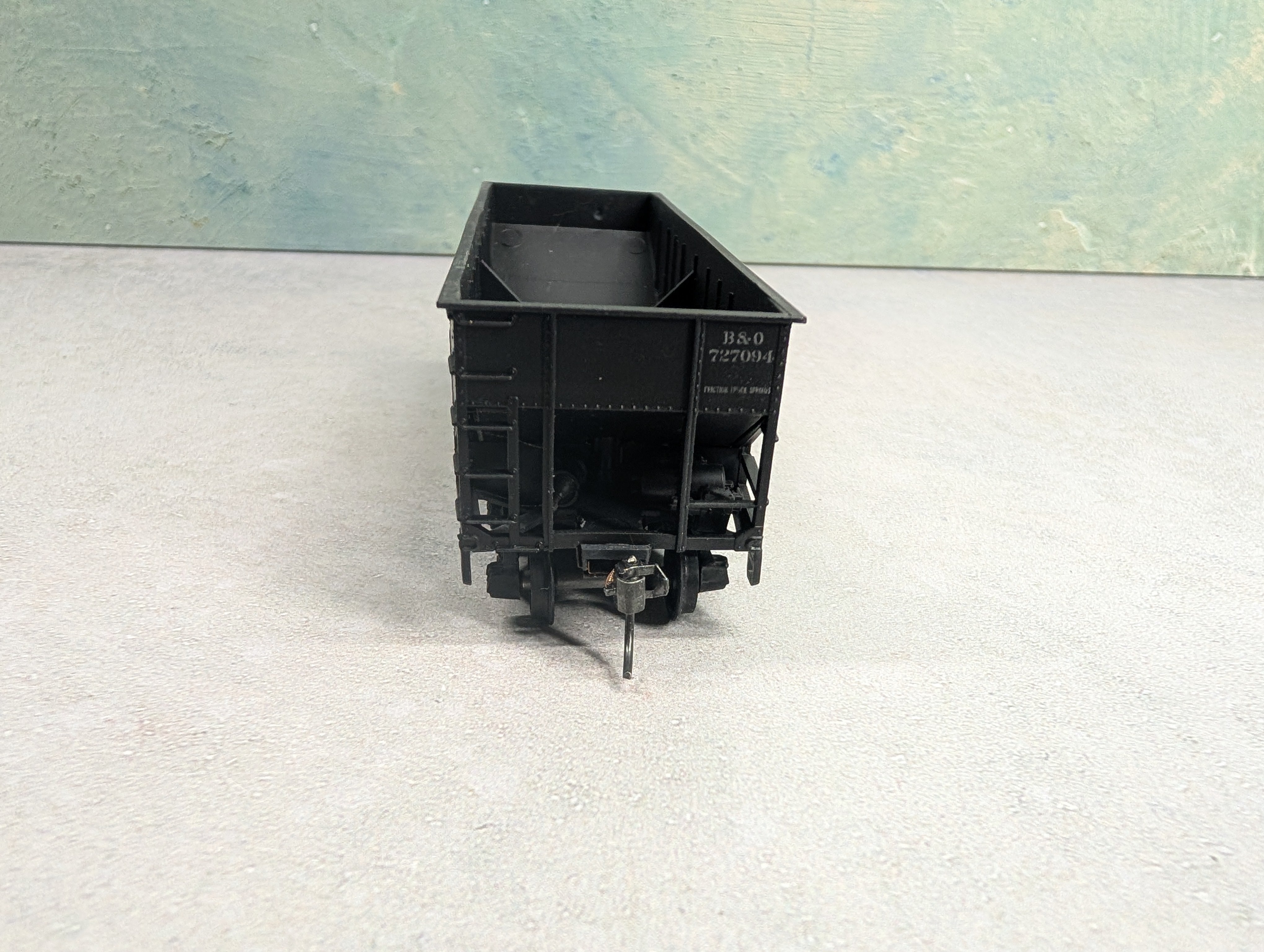 USED Athearn HO Scale 2 Bay Hopper Baltimore and Ohio B&O #727094 Lightly Weathered