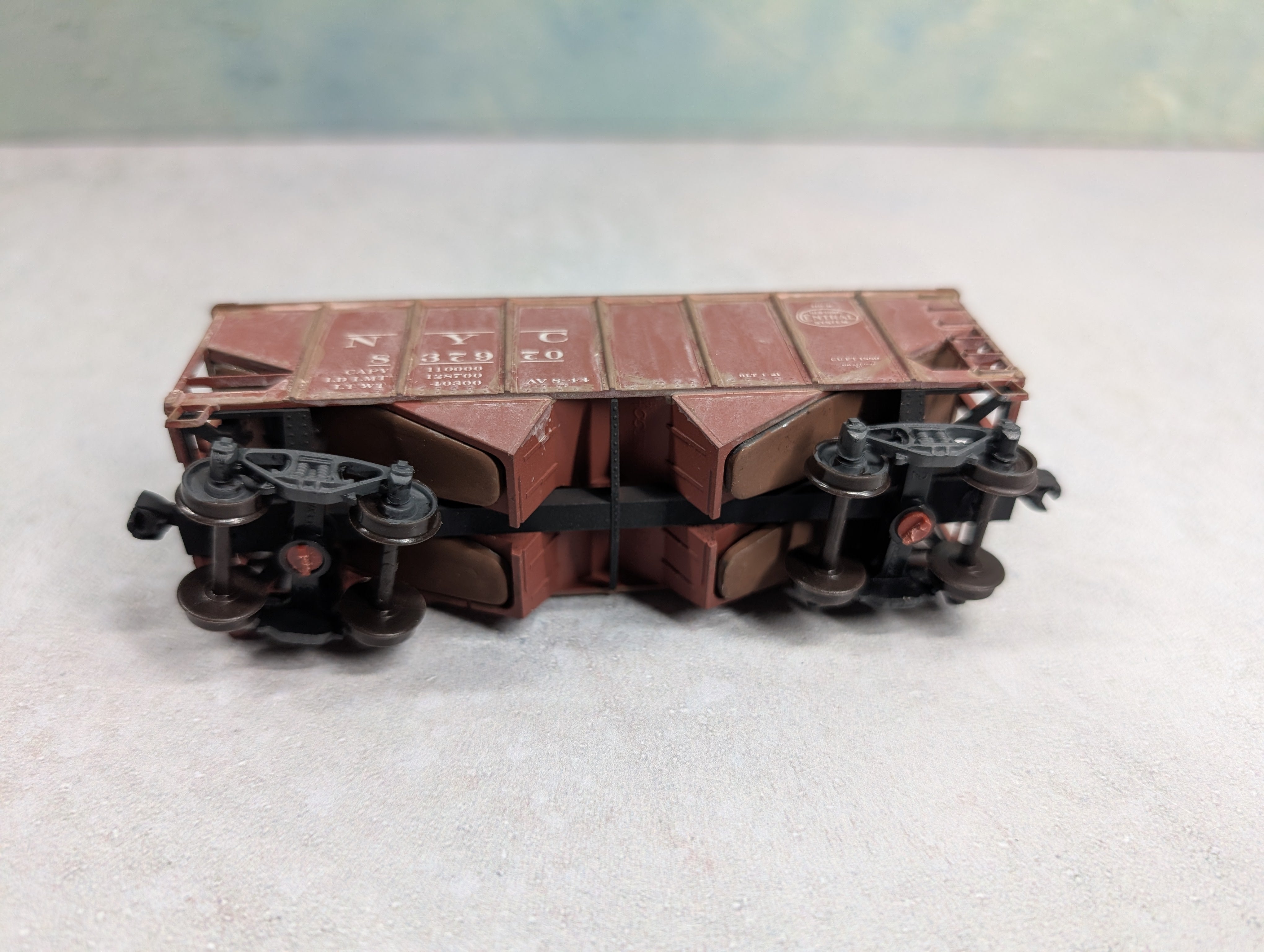USED Accurail HO Scale 2 Bay Hopper New York Central NYC #837970 Weathered