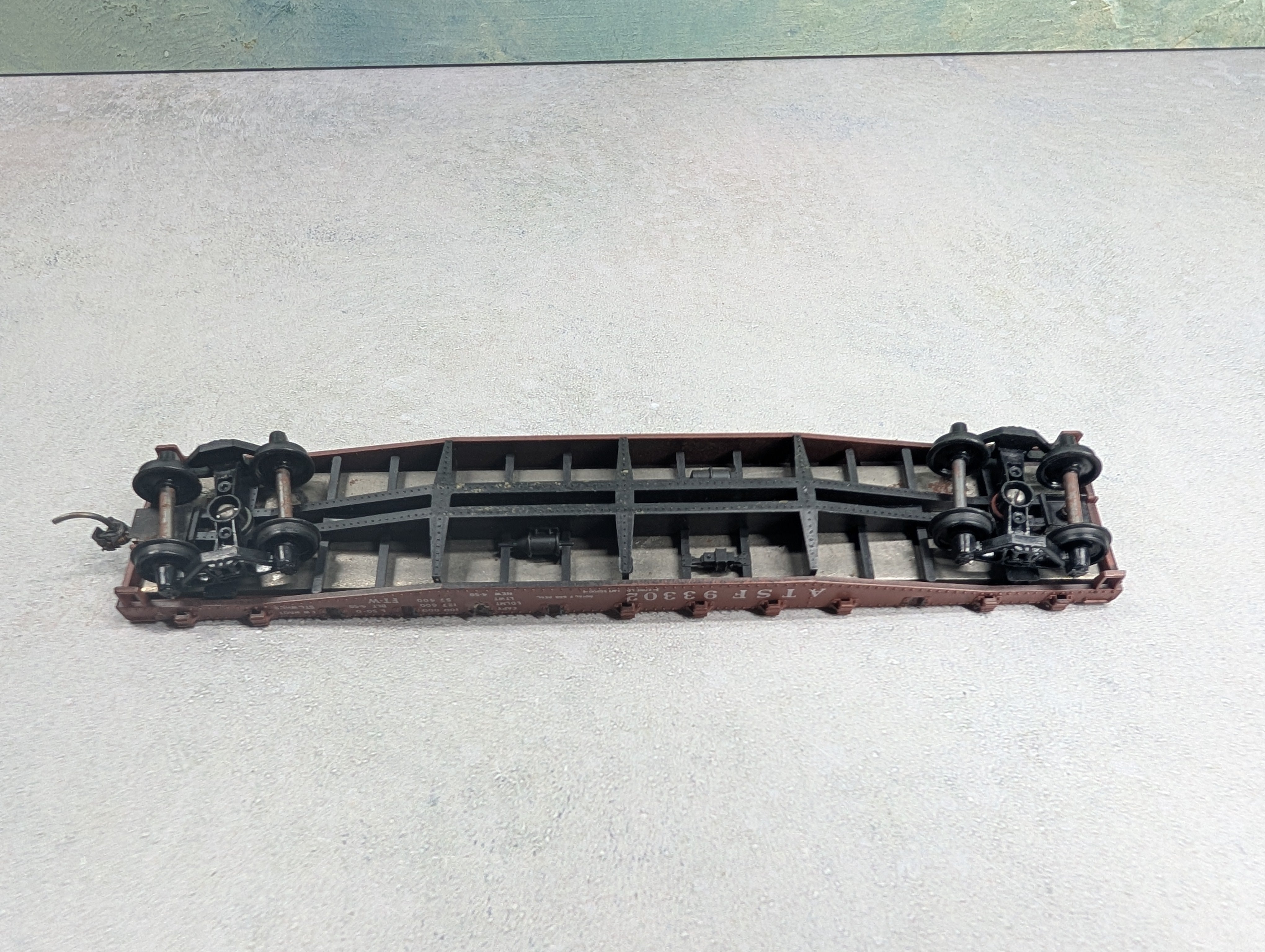 USED Athearn HO Scale 50' Flat Car Santa Fe ATSF #93302