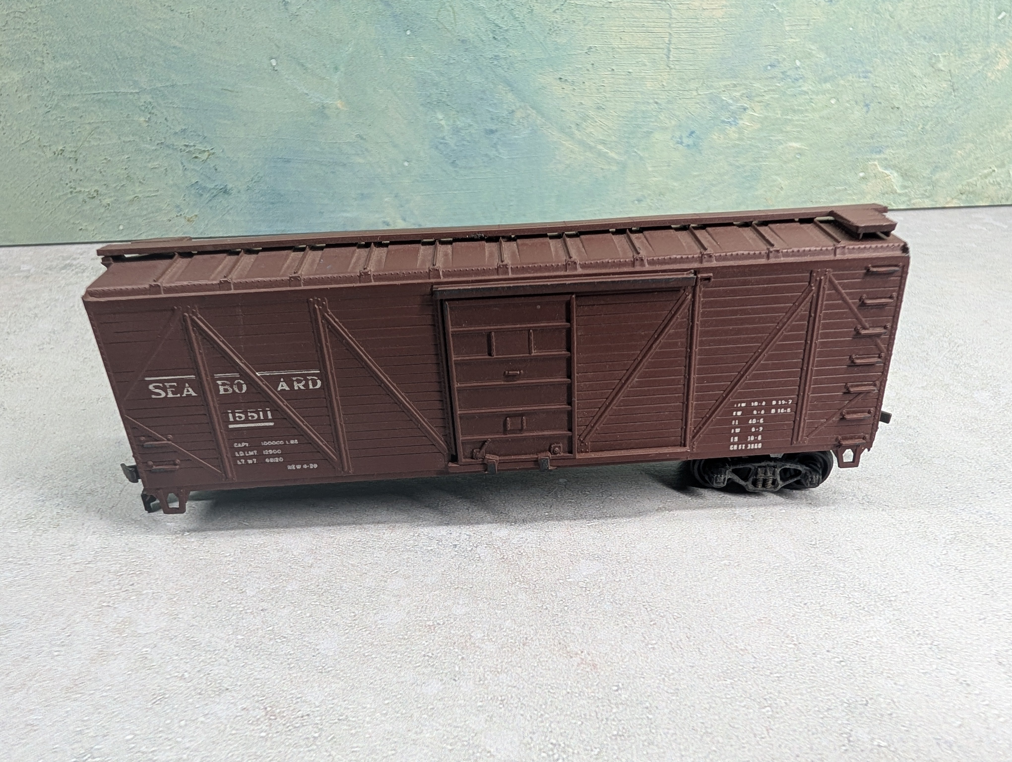USED Roundhouse HO Scale 40' Wooden Box Car Seaboard #15511